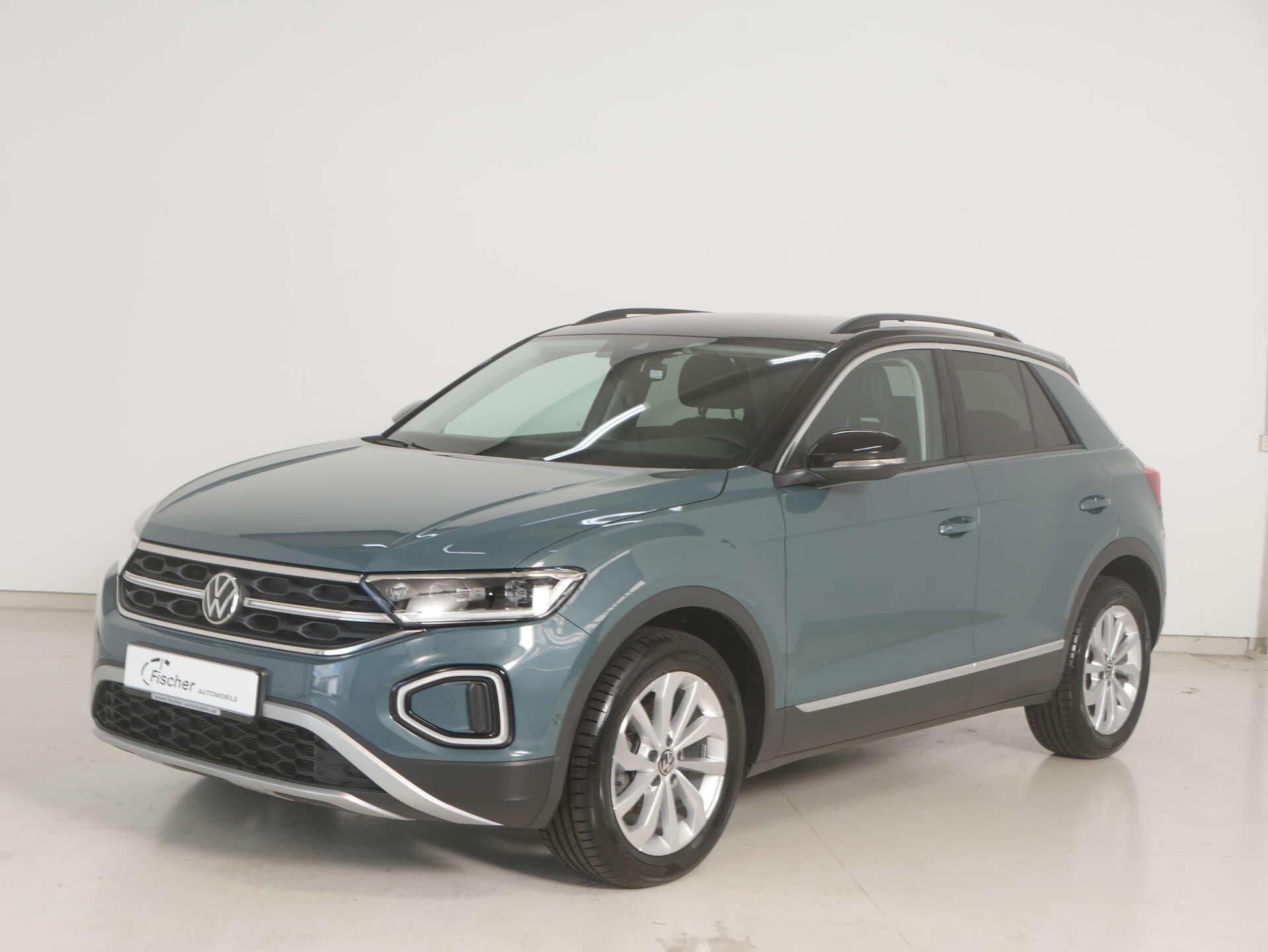 VOLKSWAGEN T-Roc, photo 1 sur 17