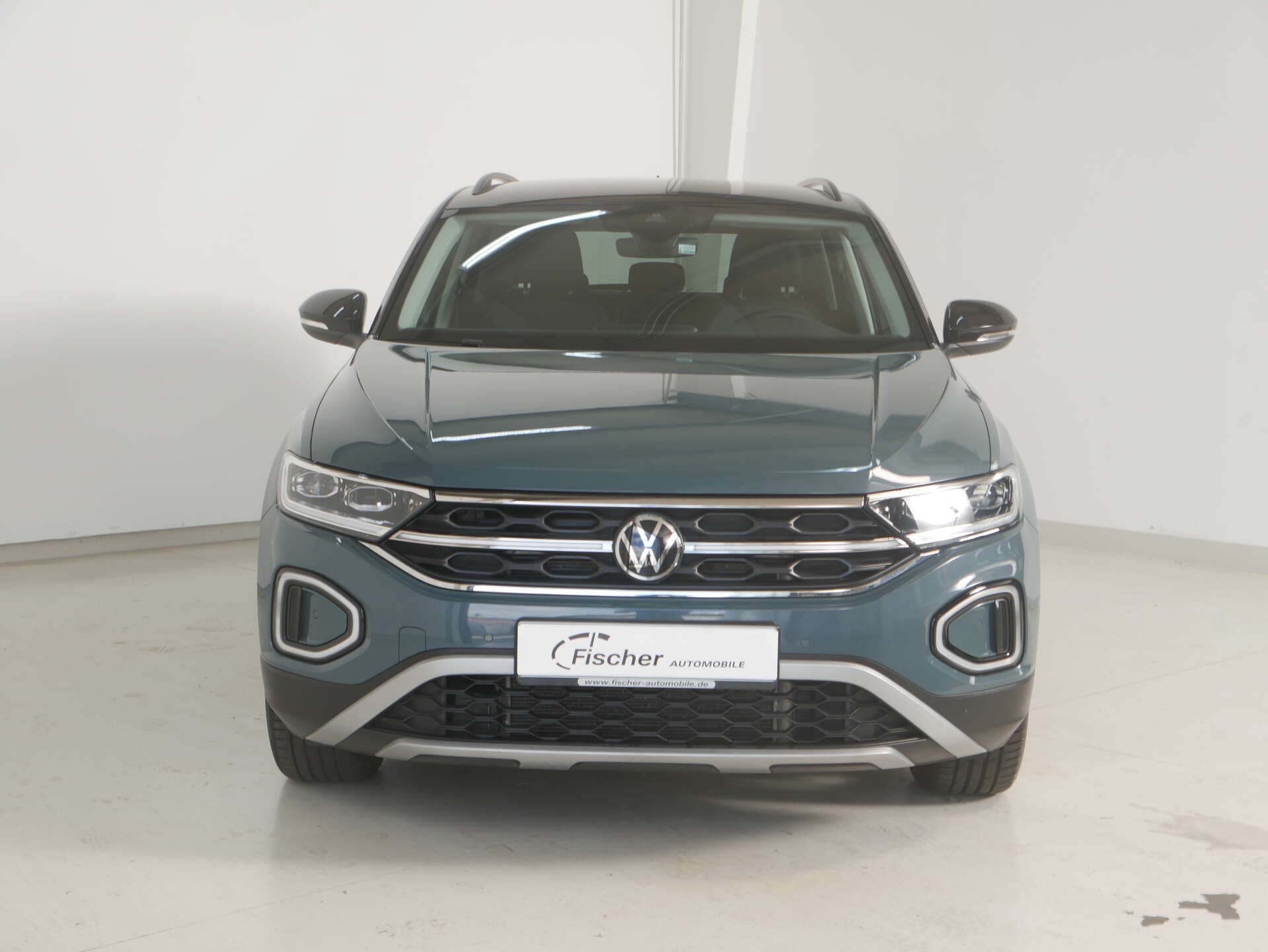 VOLKSWAGEN T-Roc, photo 2 sur 17