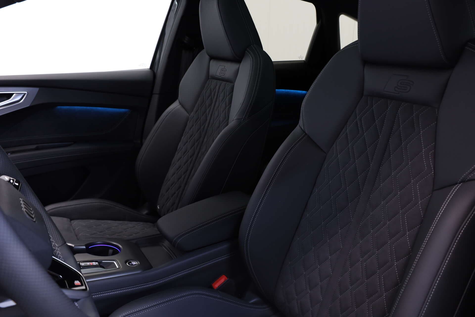 AUDI Q4 e-tron Sportback, photo 9 sur 17