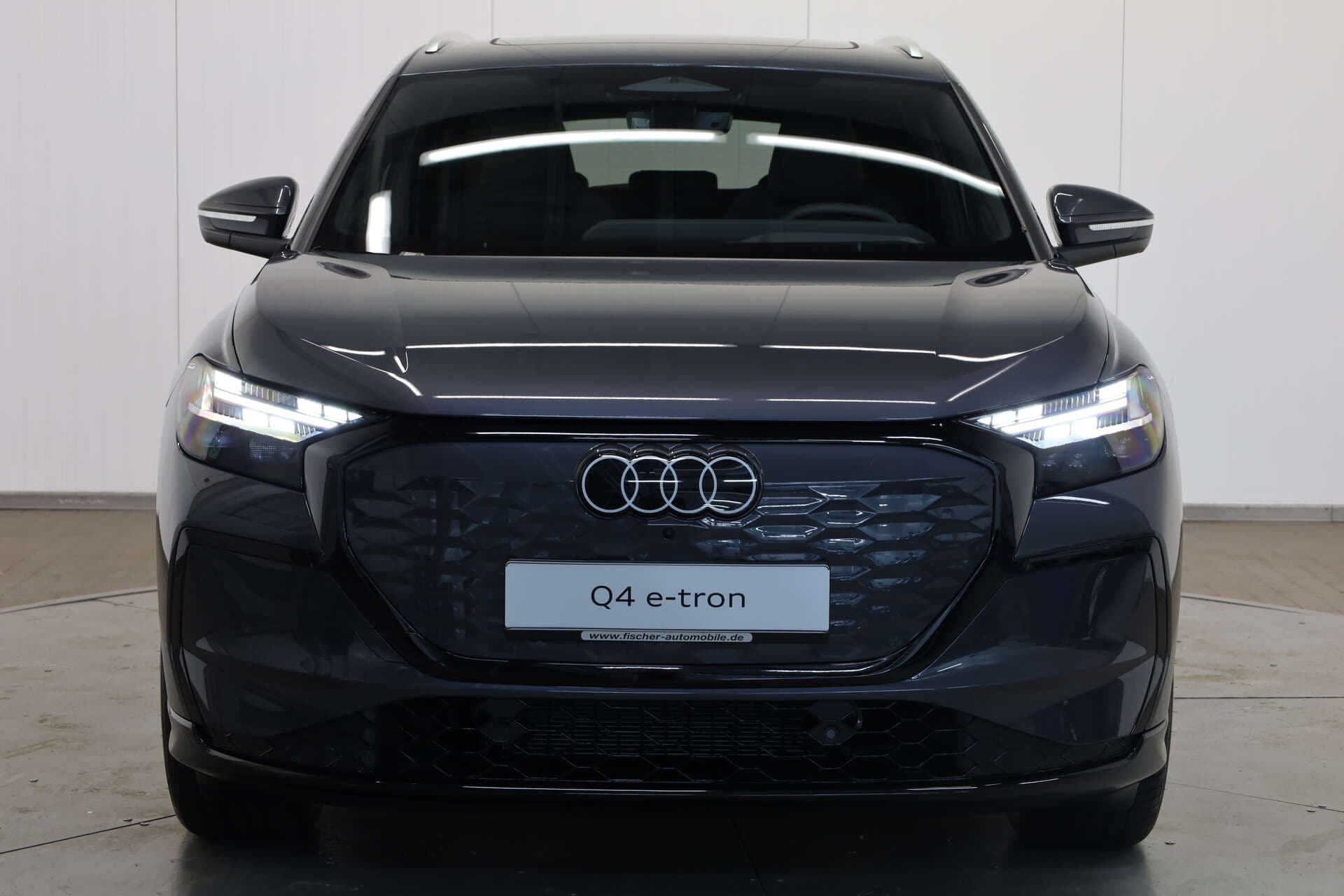 AUDI Q4 e-tron, photo 2 sur 17