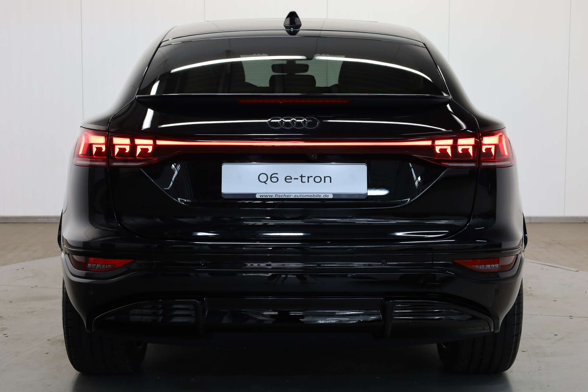 AUDI Q6 Sportback, photo 5 sur 17