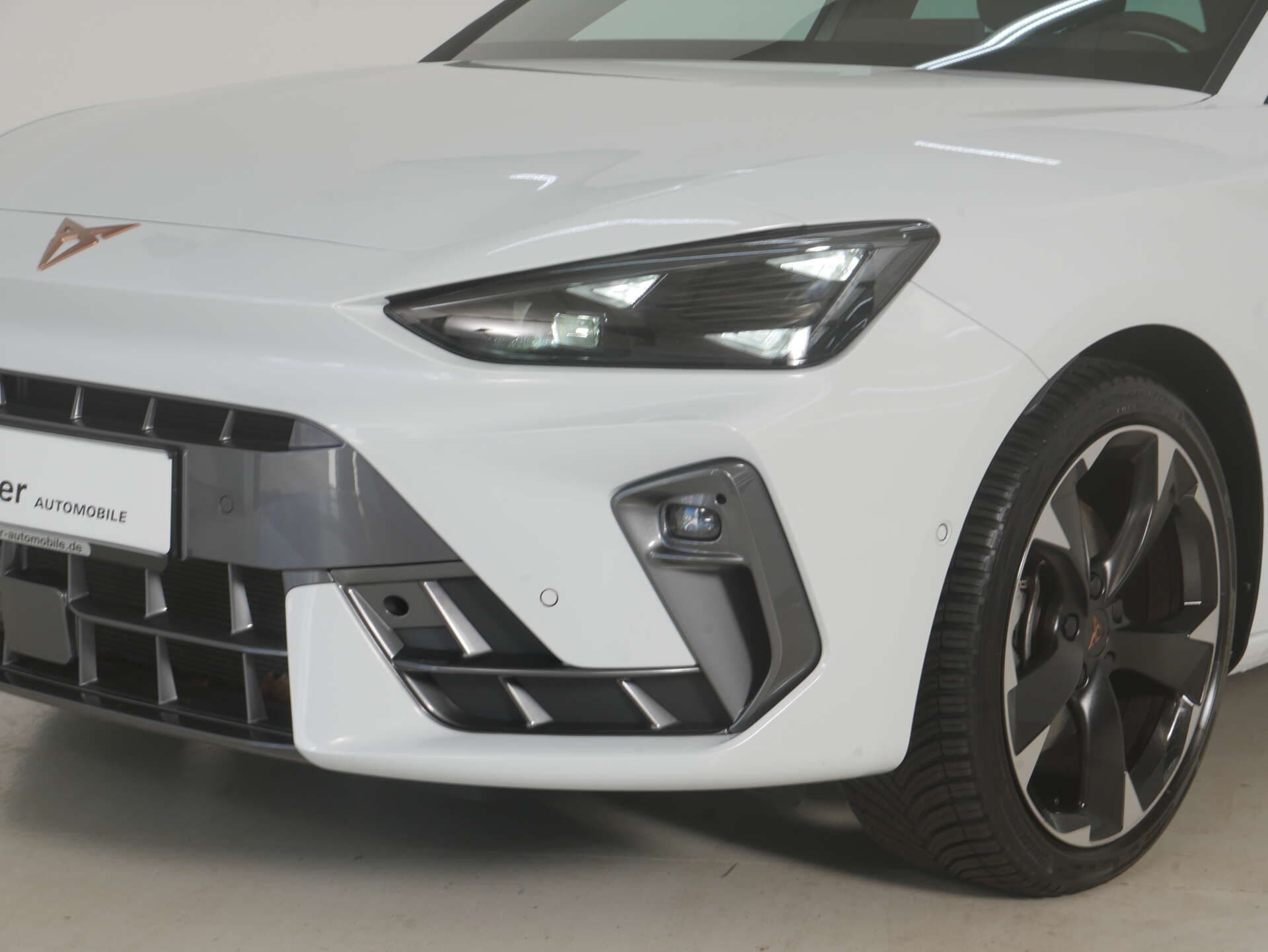 CUPRA Leon Sportstourer, photo 2 sur 17