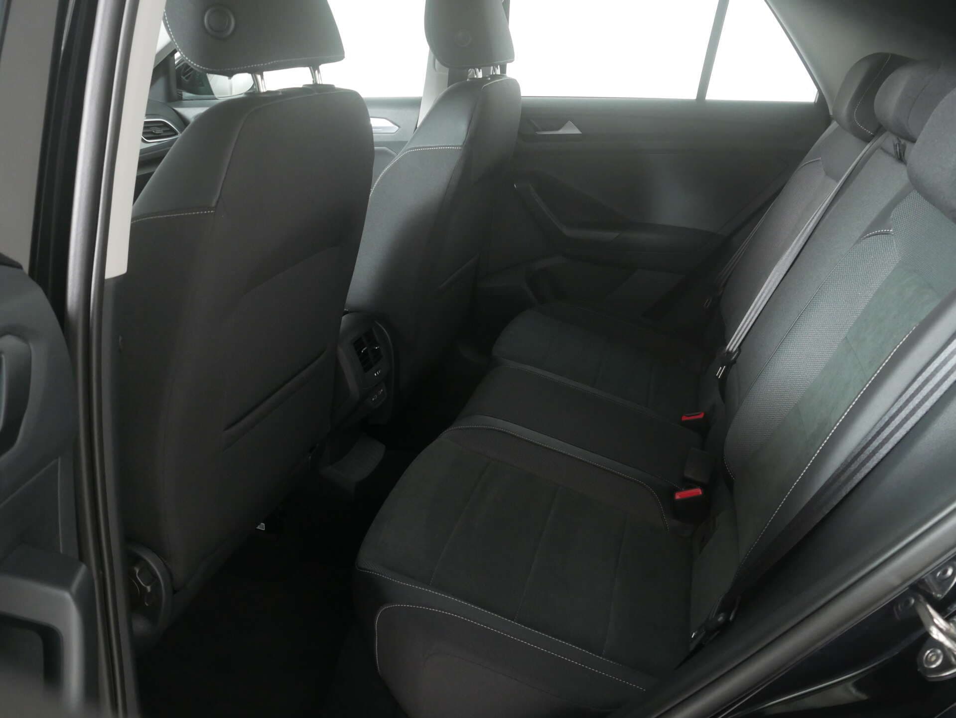 VOLKSWAGEN T-Roc, photo 16 sur 17