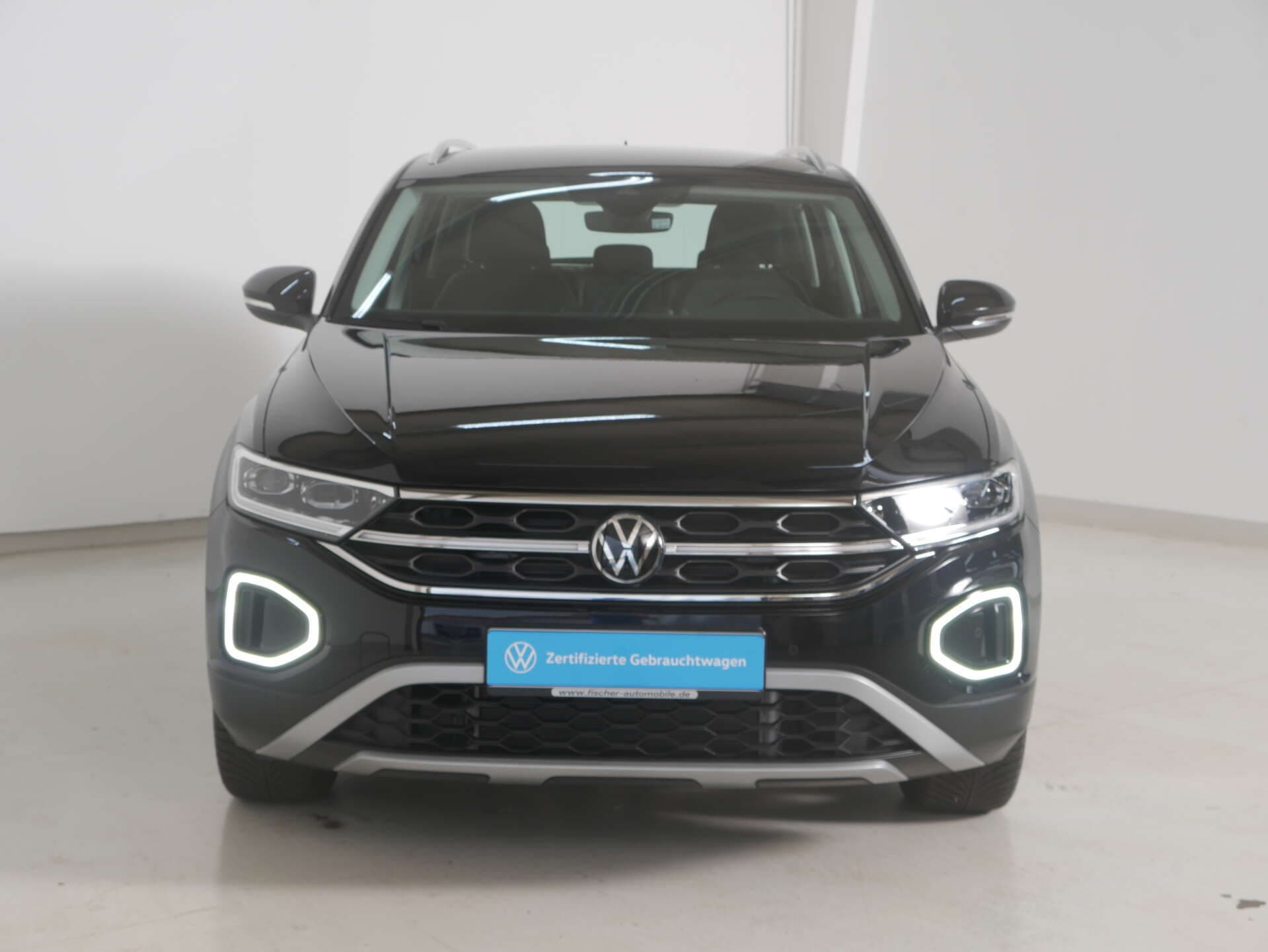 VOLKSWAGEN T-Roc, photo 2 sur 17