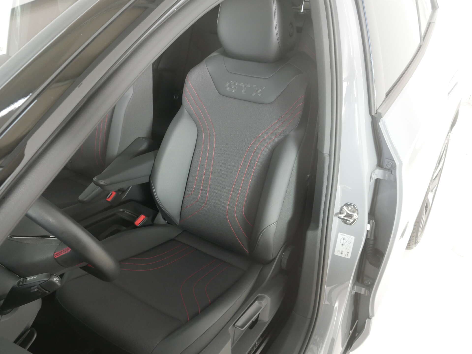 VOLKSWAGEN ID.4, photo 15 sur 17