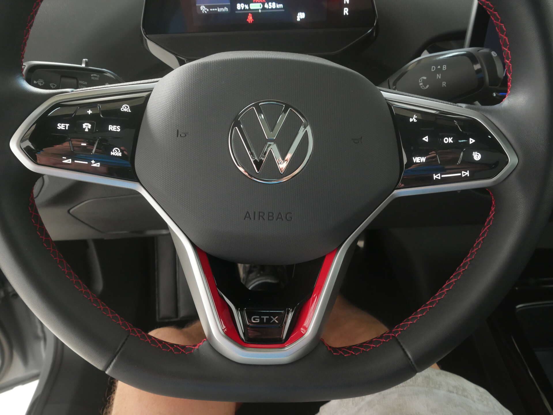 VOLKSWAGEN ID.4, photo 8 sur 17