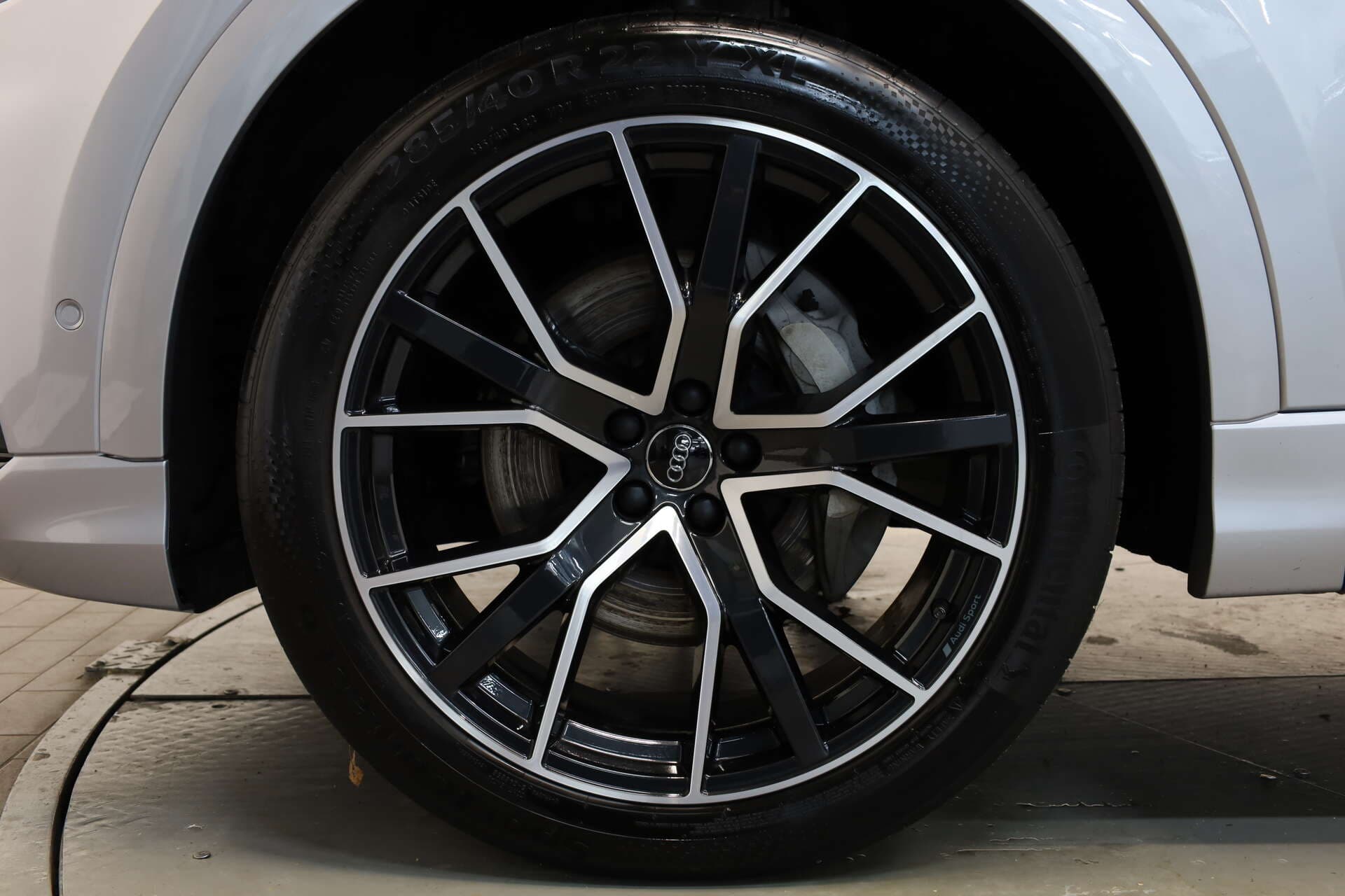 AUDI Q8, photo 7 sur 17