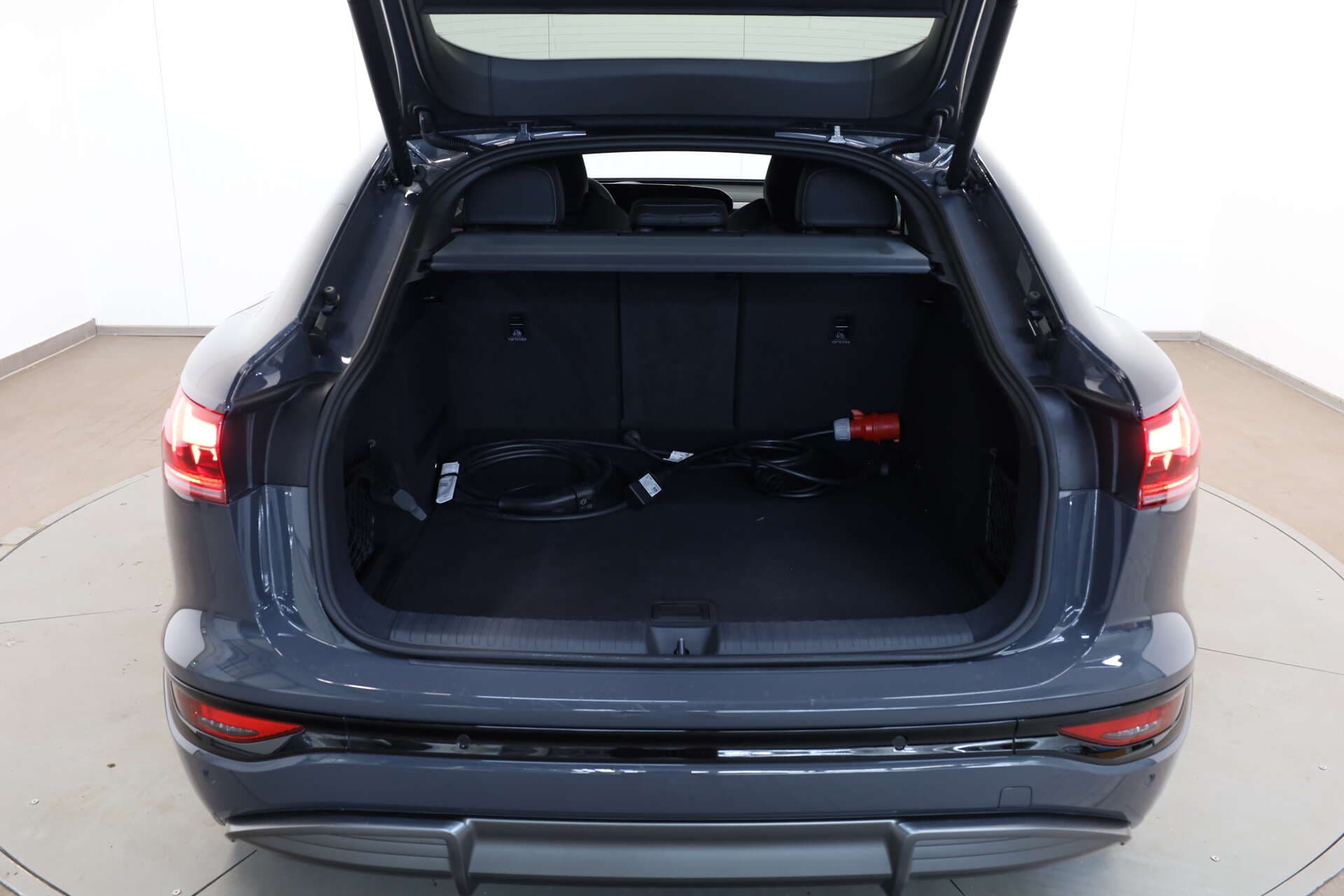 AUDI Q6 Sportback, photo 10 sur 17
