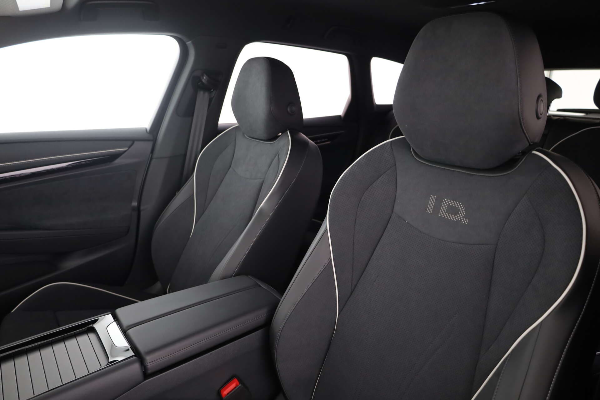 VOLKSWAGEN ID.7 Tourer, photo 9 sur 17
