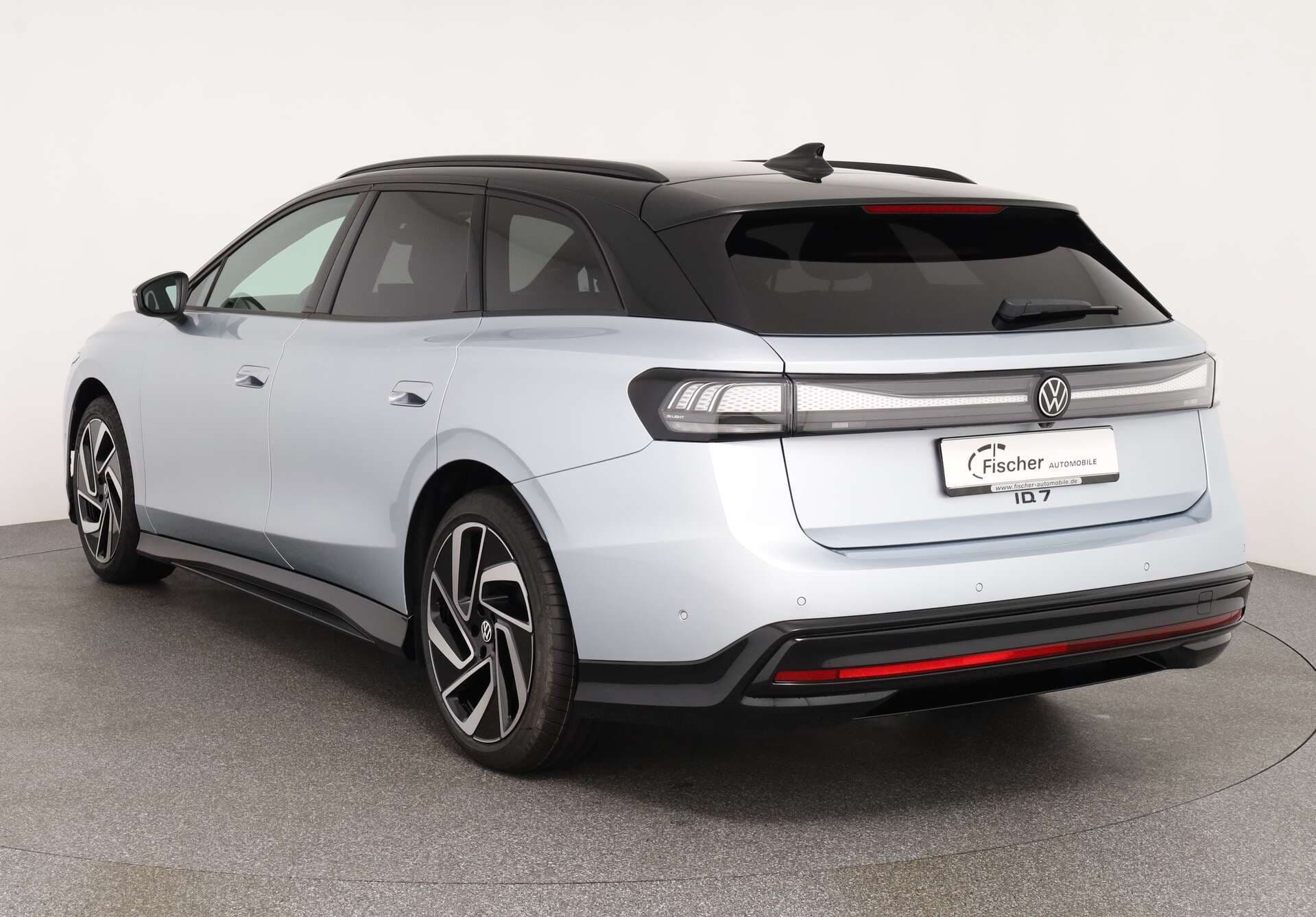 VOLKSWAGEN ID.7 Tourer, photo 3 sur 17