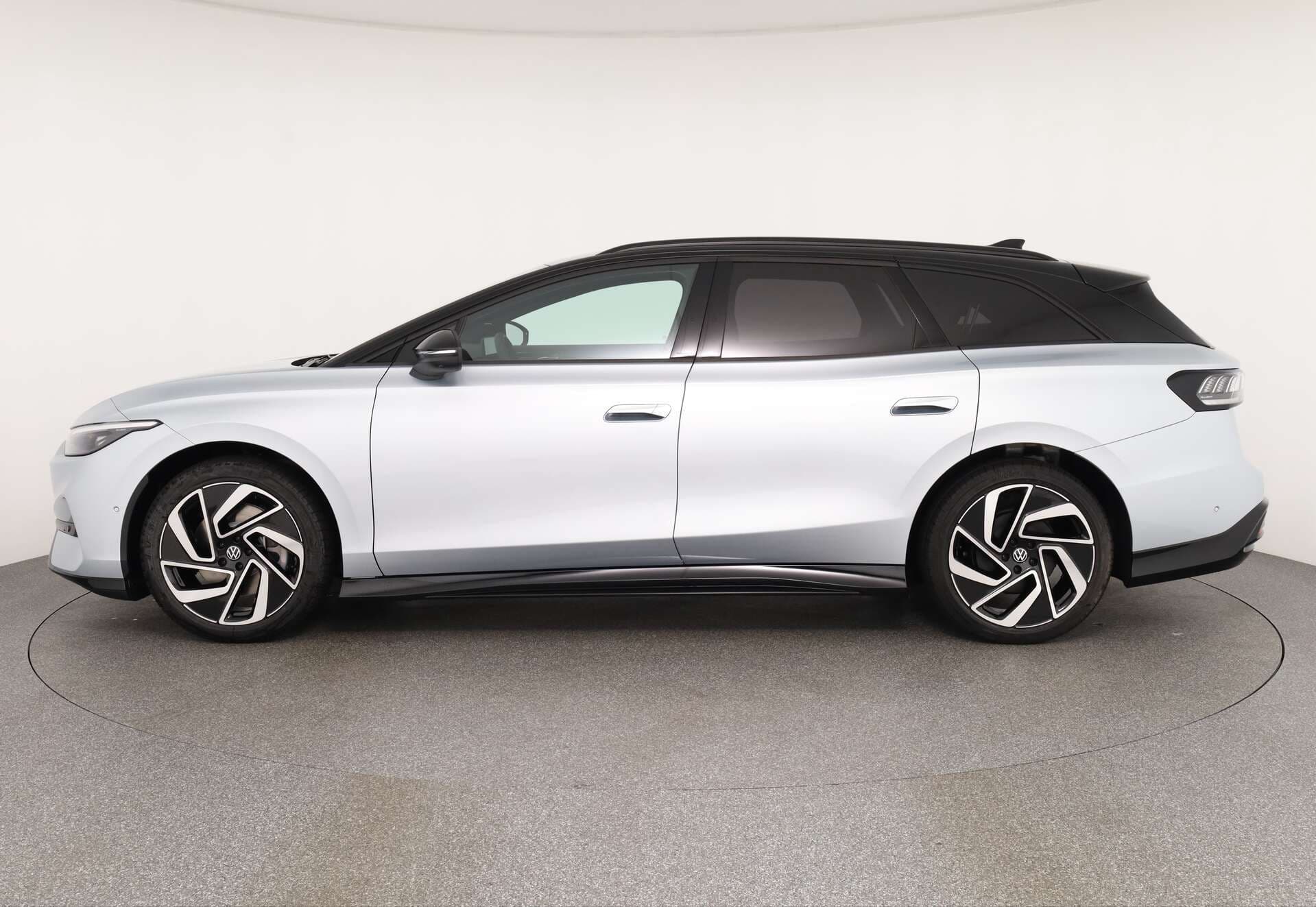 VOLKSWAGEN ID.7 Tourer, photo 4 sur 17