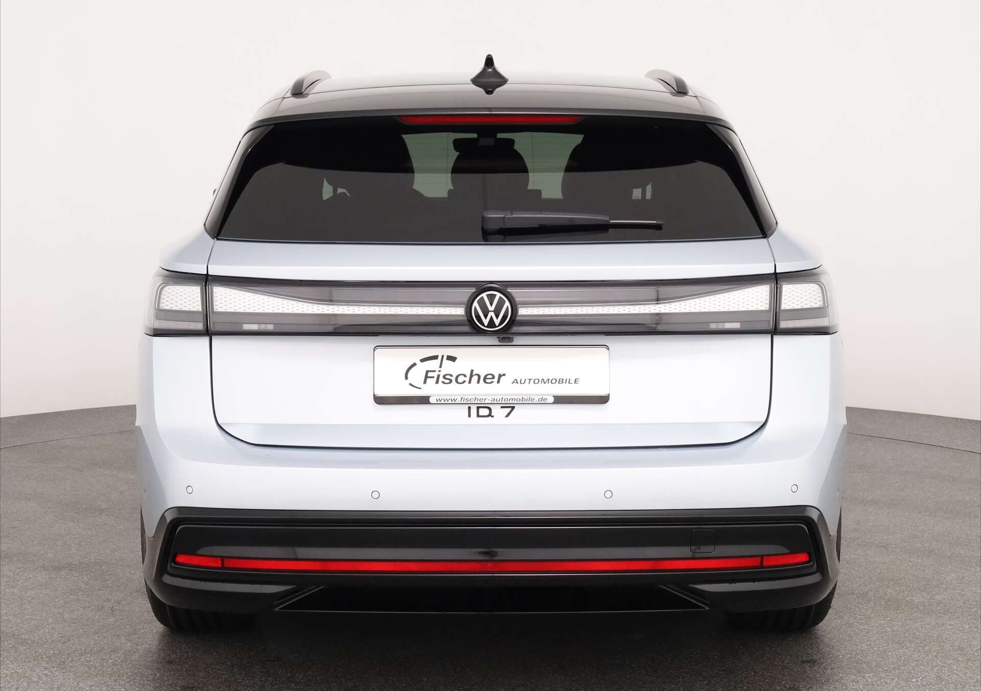 VOLKSWAGEN ID.7 Tourer, photo 5 sur 17