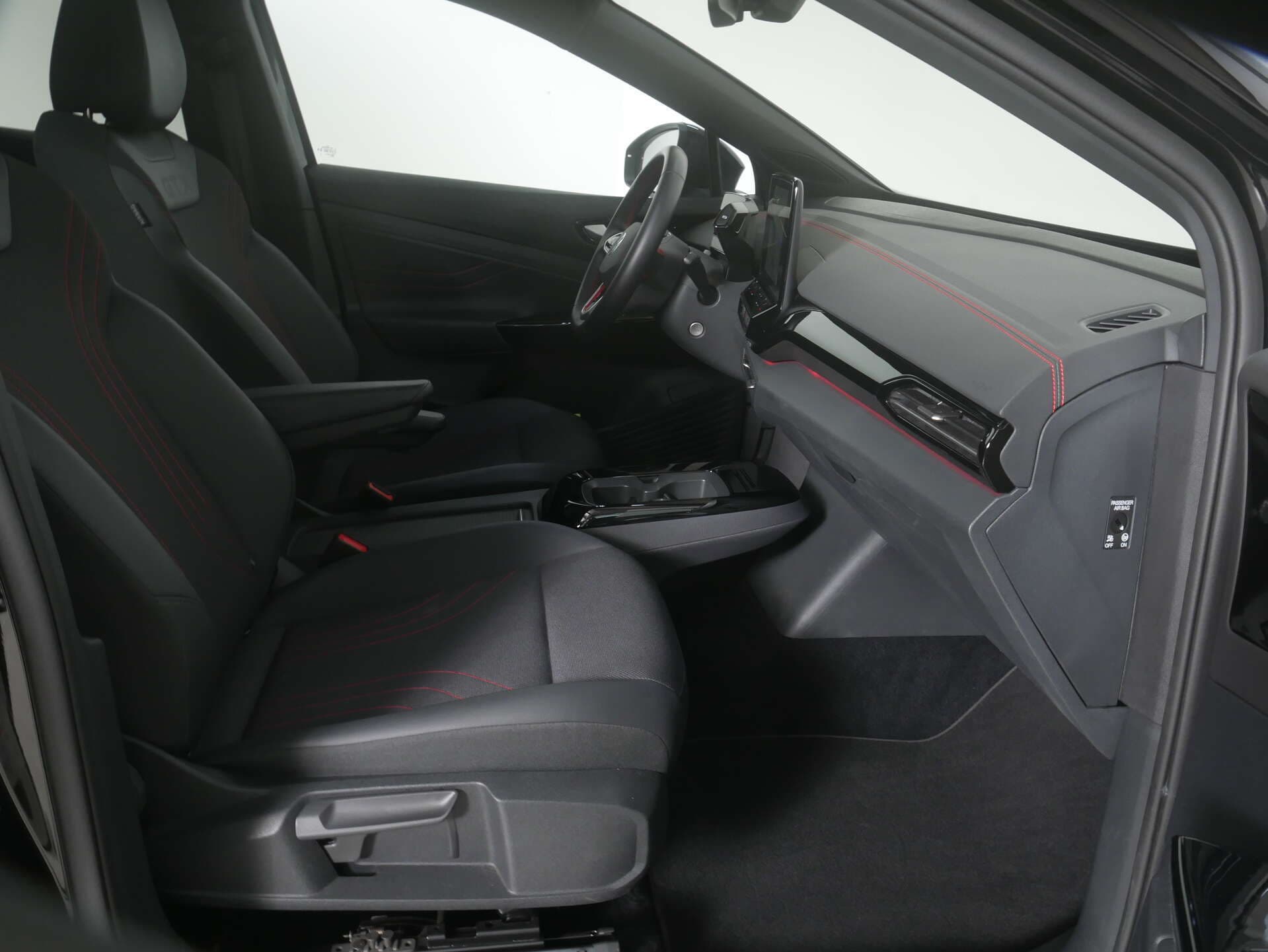 VOLKSWAGEN ID.5, photo 12 sur 17