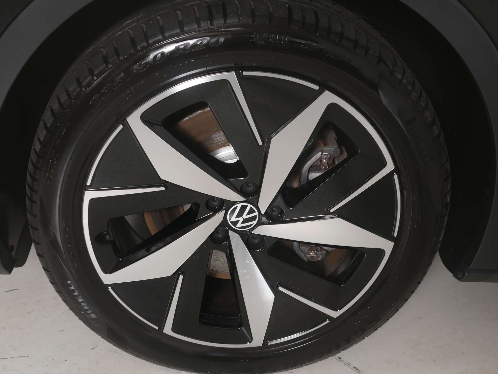 VOLKSWAGEN ID.5, photo 7 sur 17
