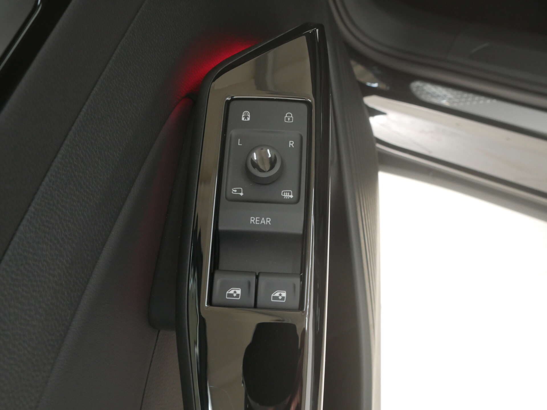 VOLKSWAGEN ID.5, photo 15 sur 17