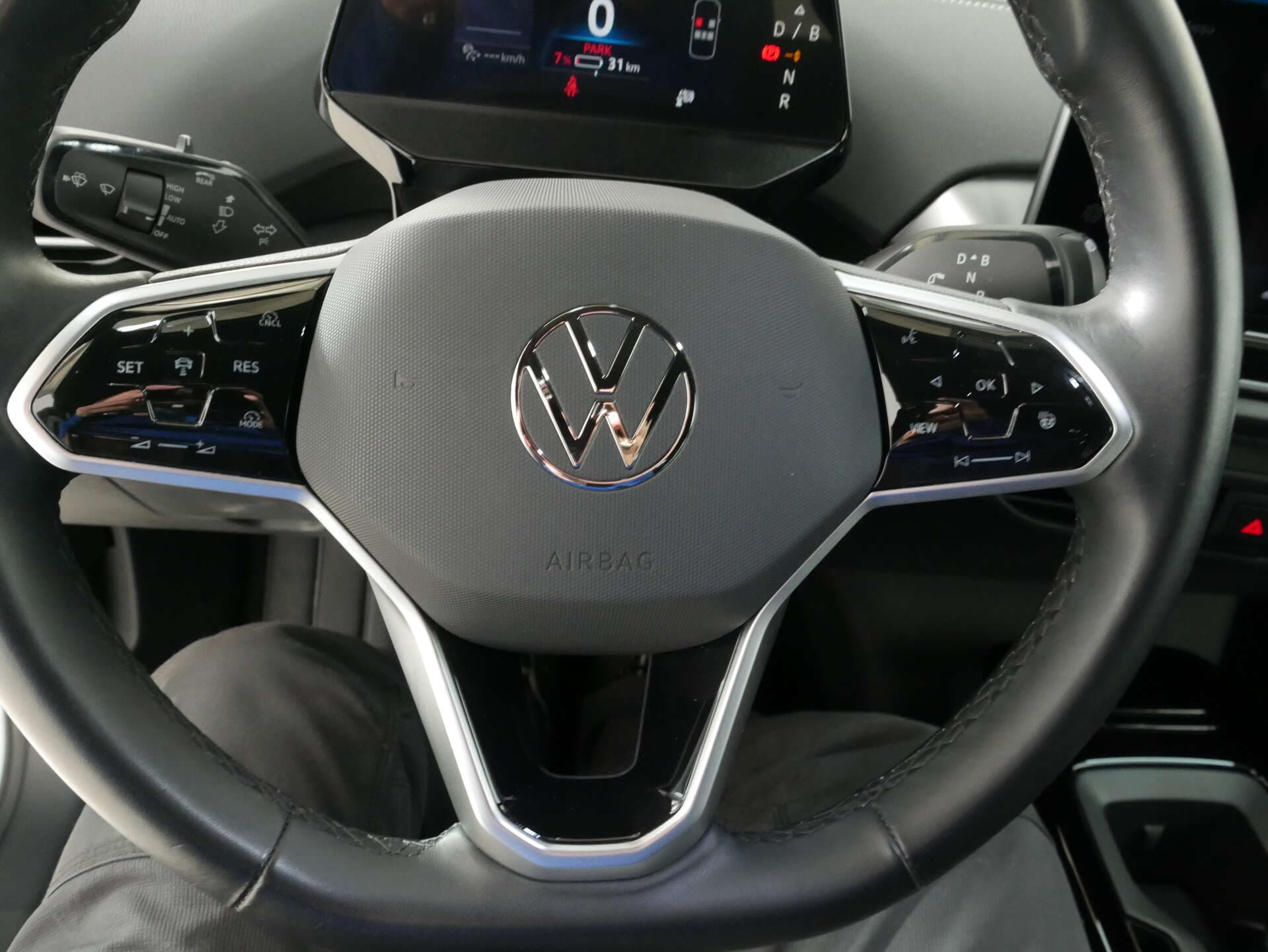 VOLKSWAGEN ID.4, photo 8 sur 17