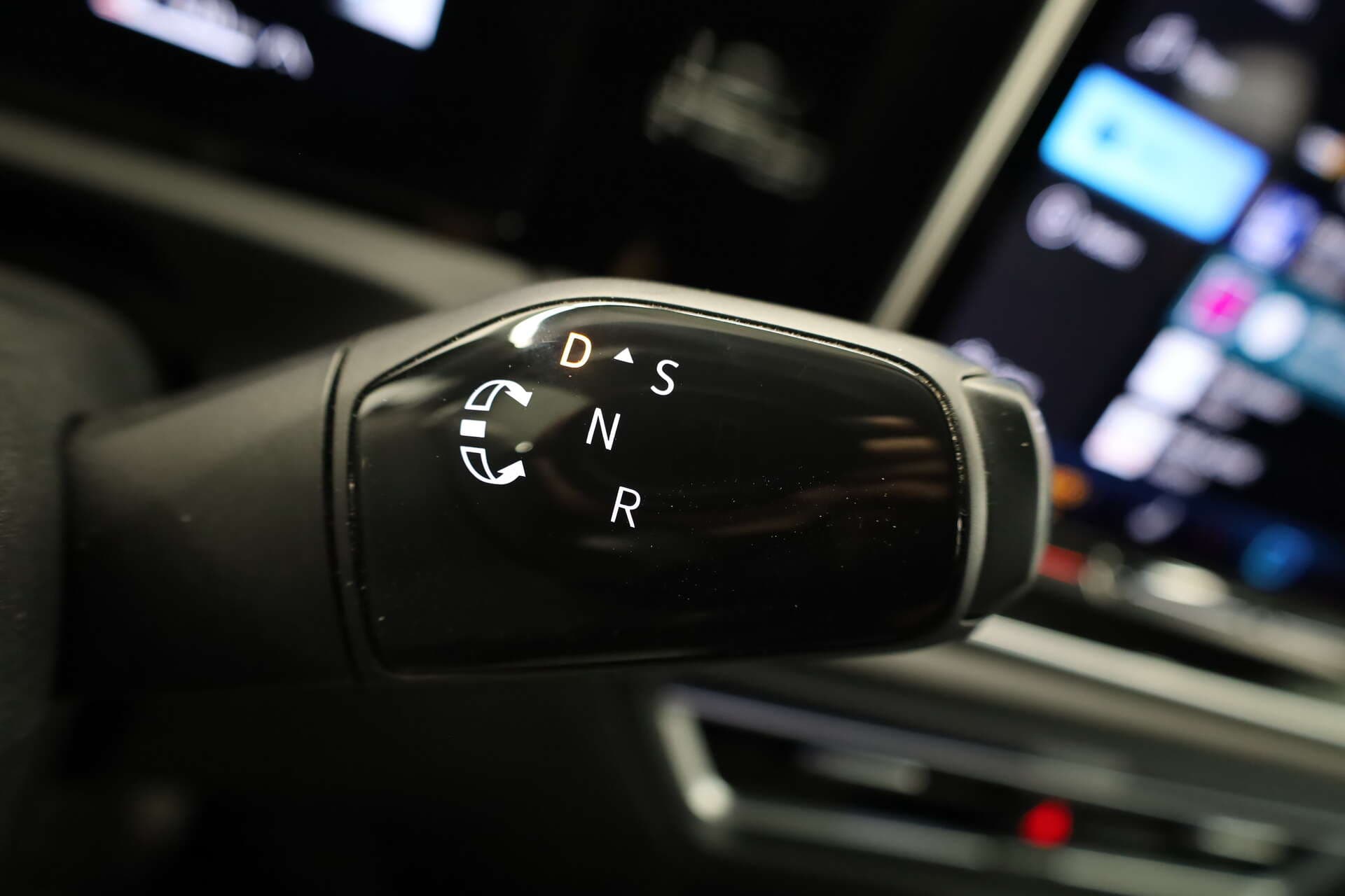 VOLKSWAGEN Tiguan, photo 12 sur 17
