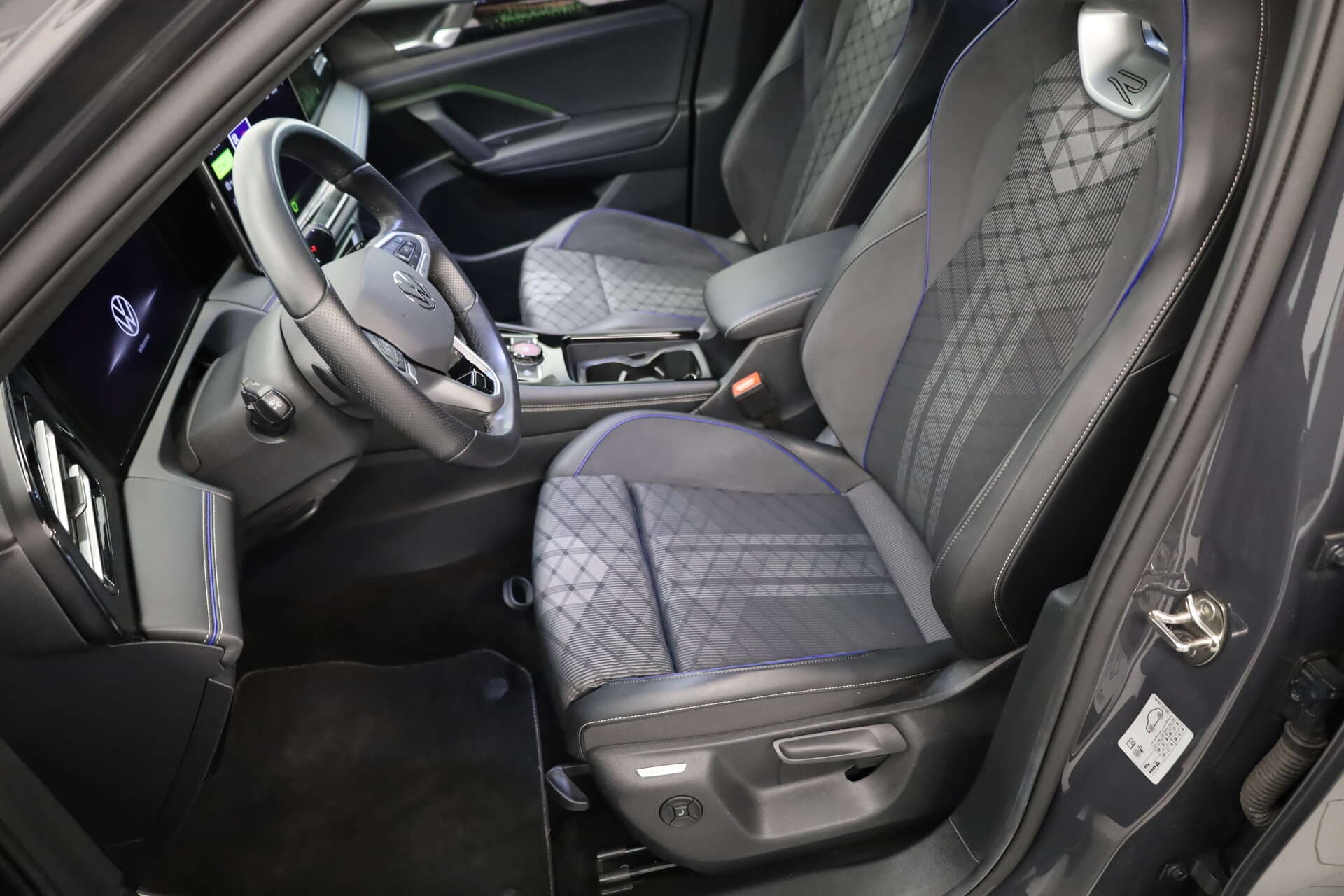 VOLKSWAGEN Tiguan, photo 5 sur 17