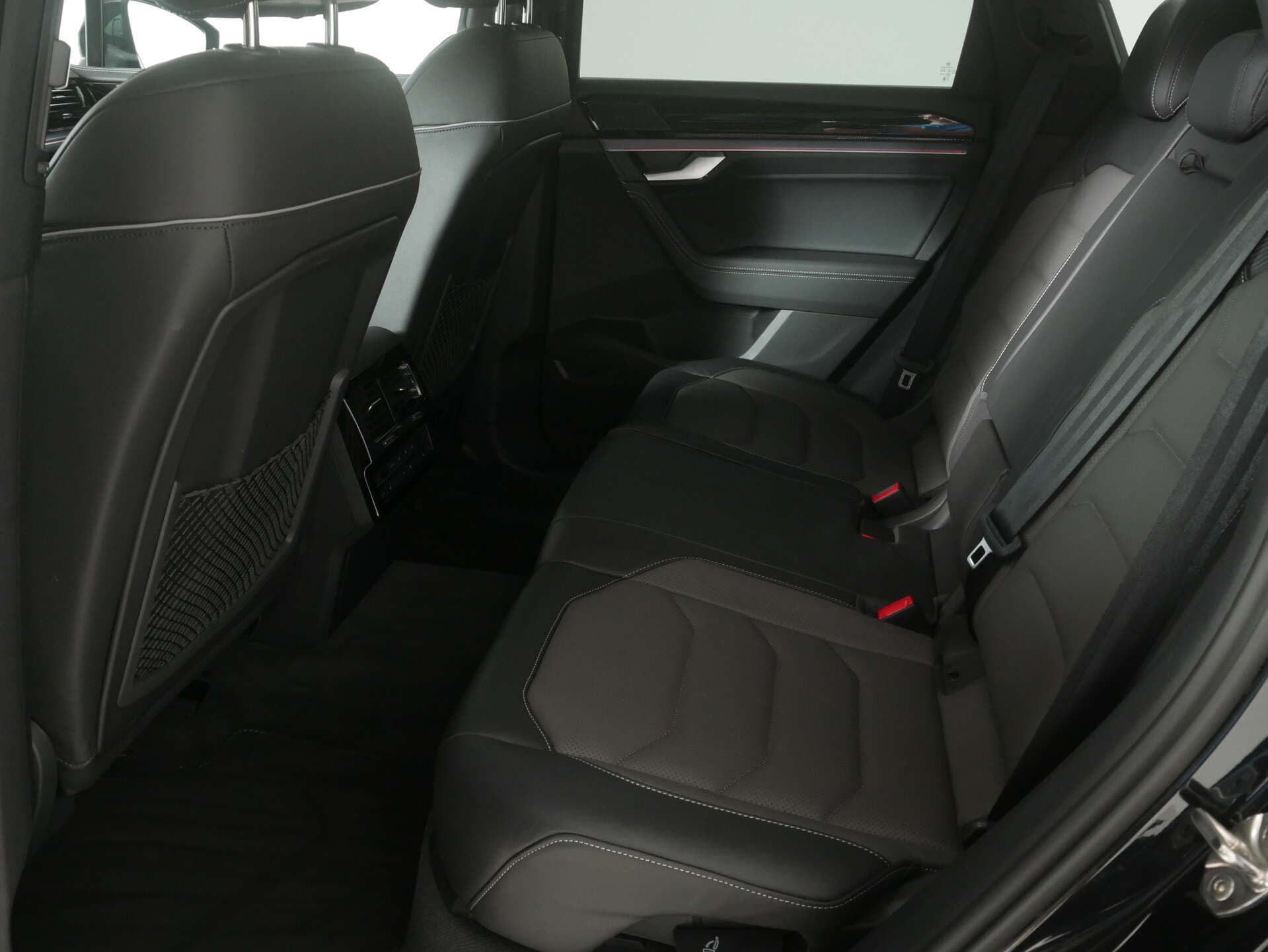 VOLKSWAGEN Touareg, photo 13 sur 17