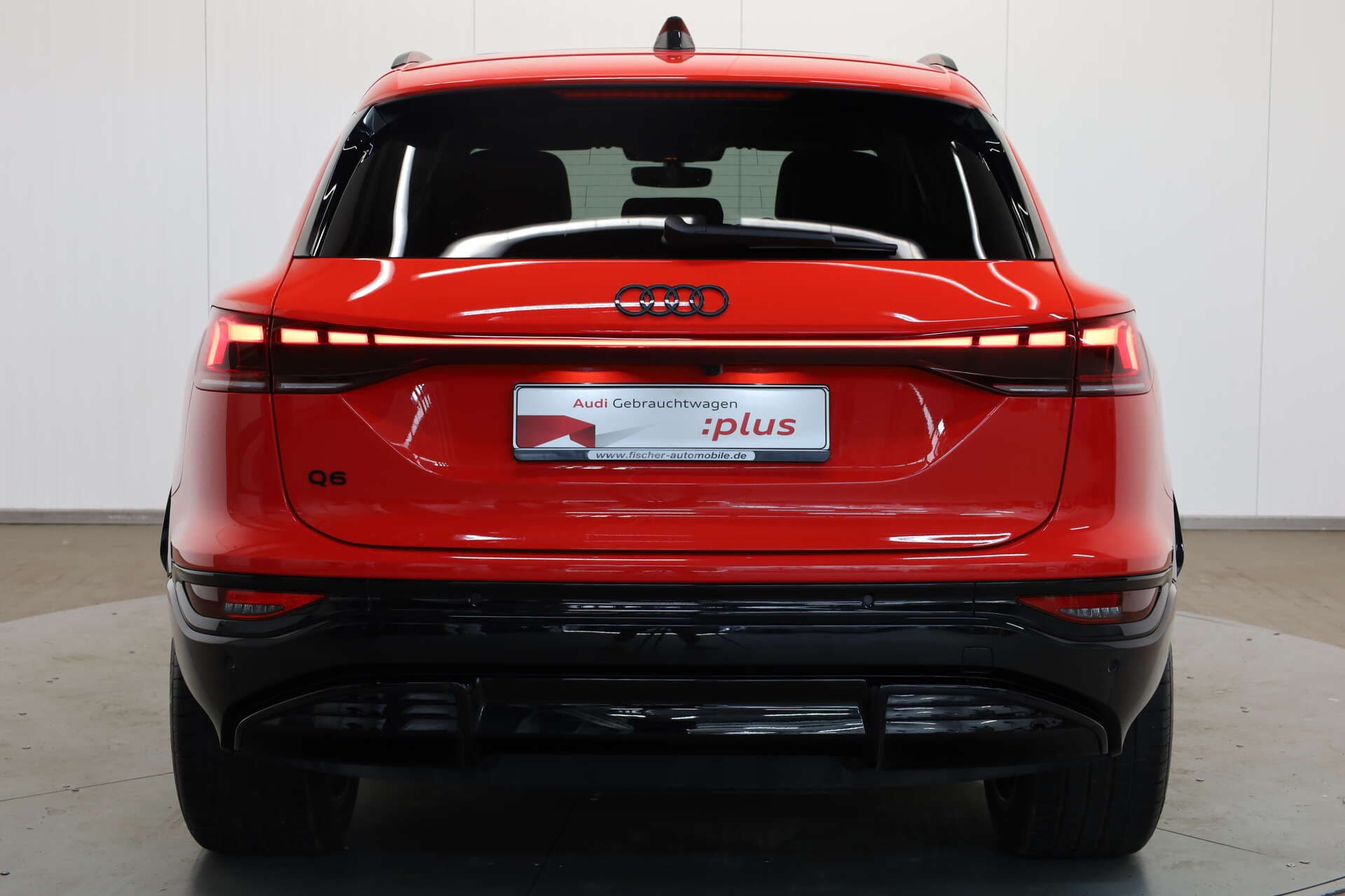 AUDI Q6 SUV, photo 5 sur 17