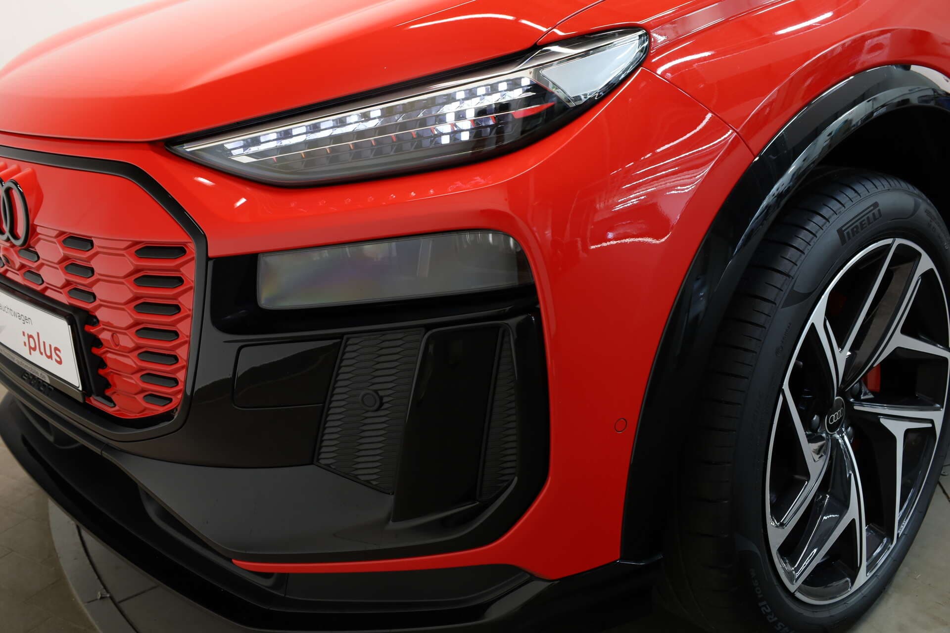 AUDI Q6 SUV, photo 6 sur 17