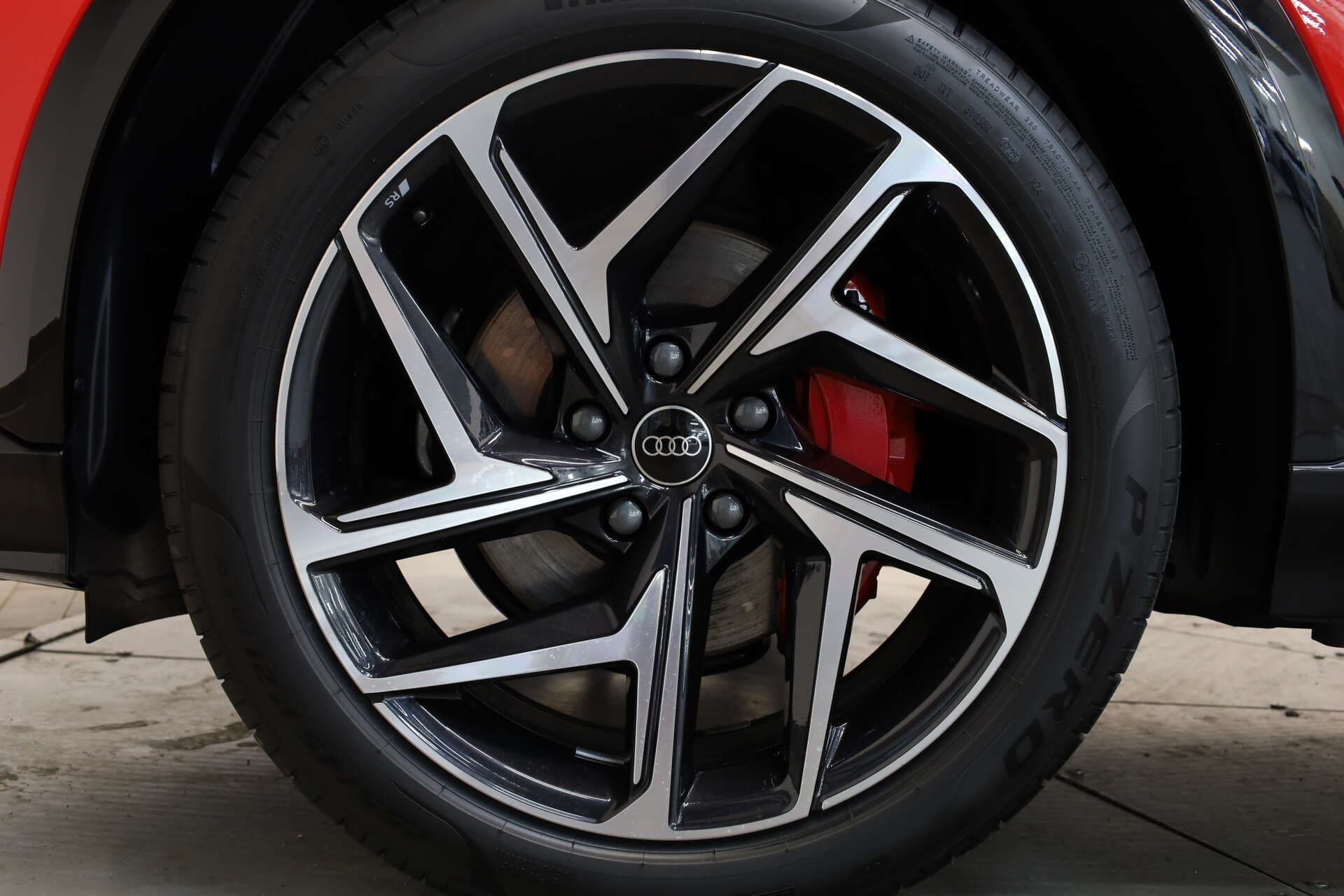 AUDI Q6 SUV, photo 7 sur 17
