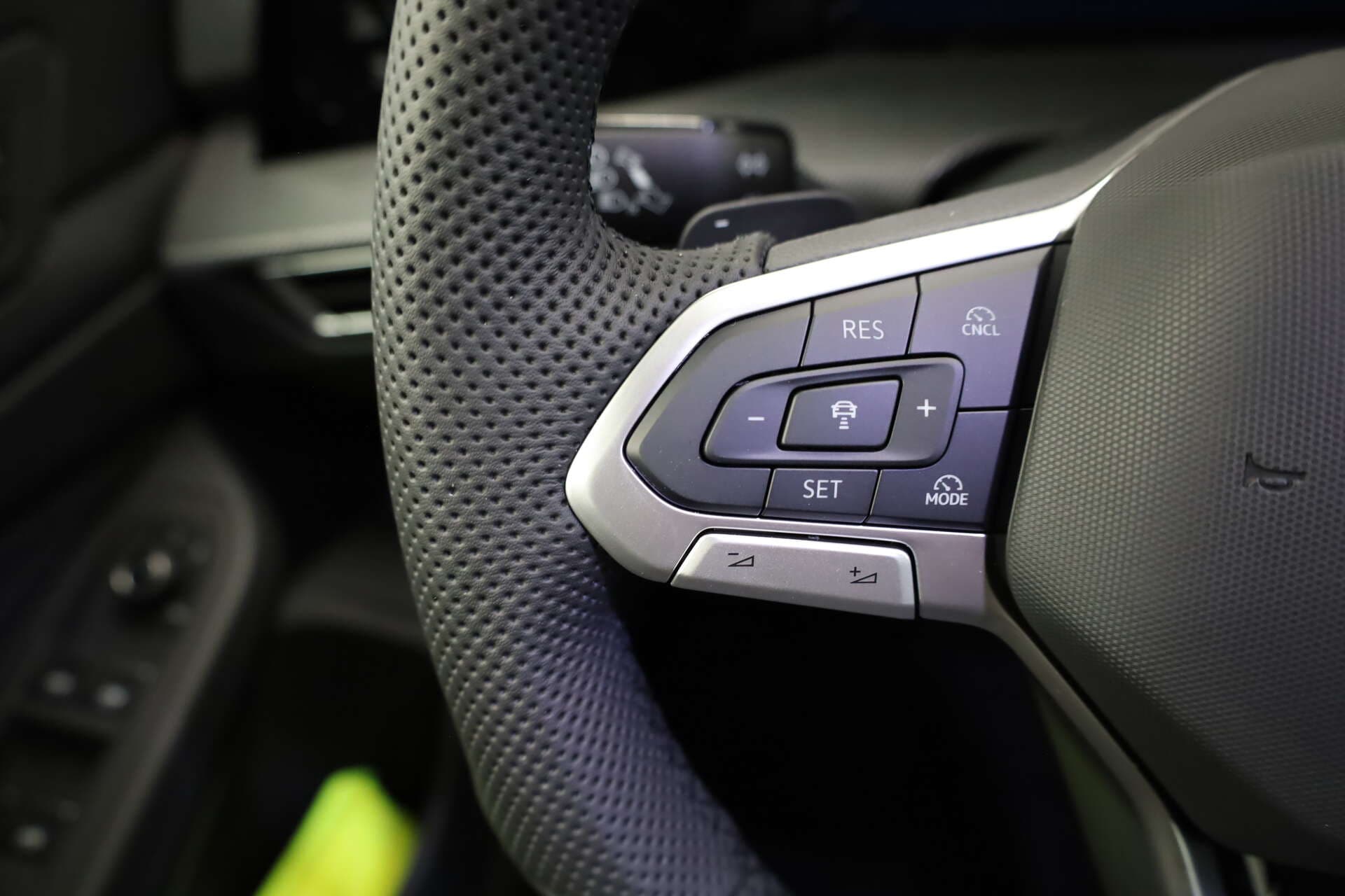 VOLKSWAGEN Golf, photo 8 sur 15