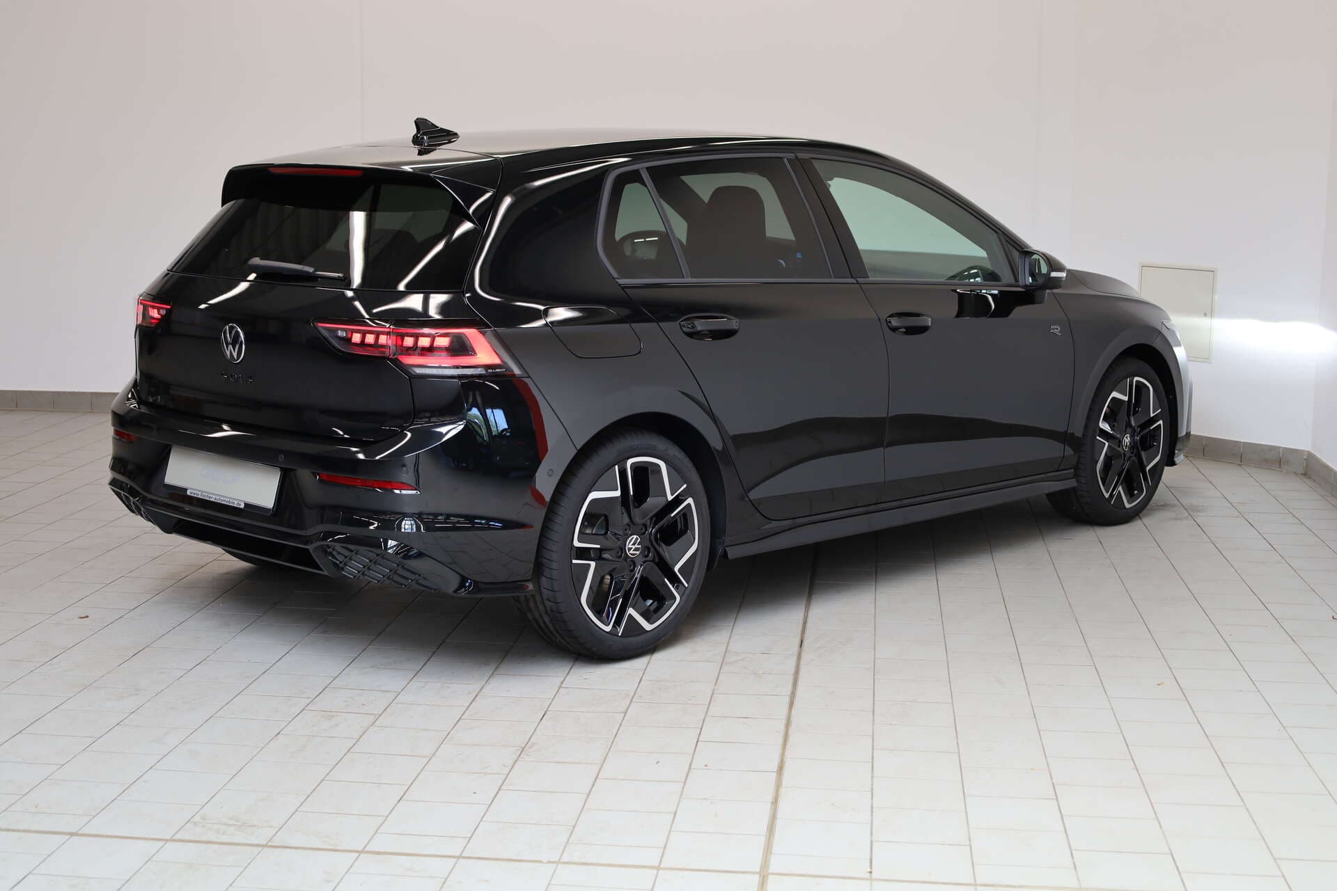VOLKSWAGEN Golf, photo 2 sur 15