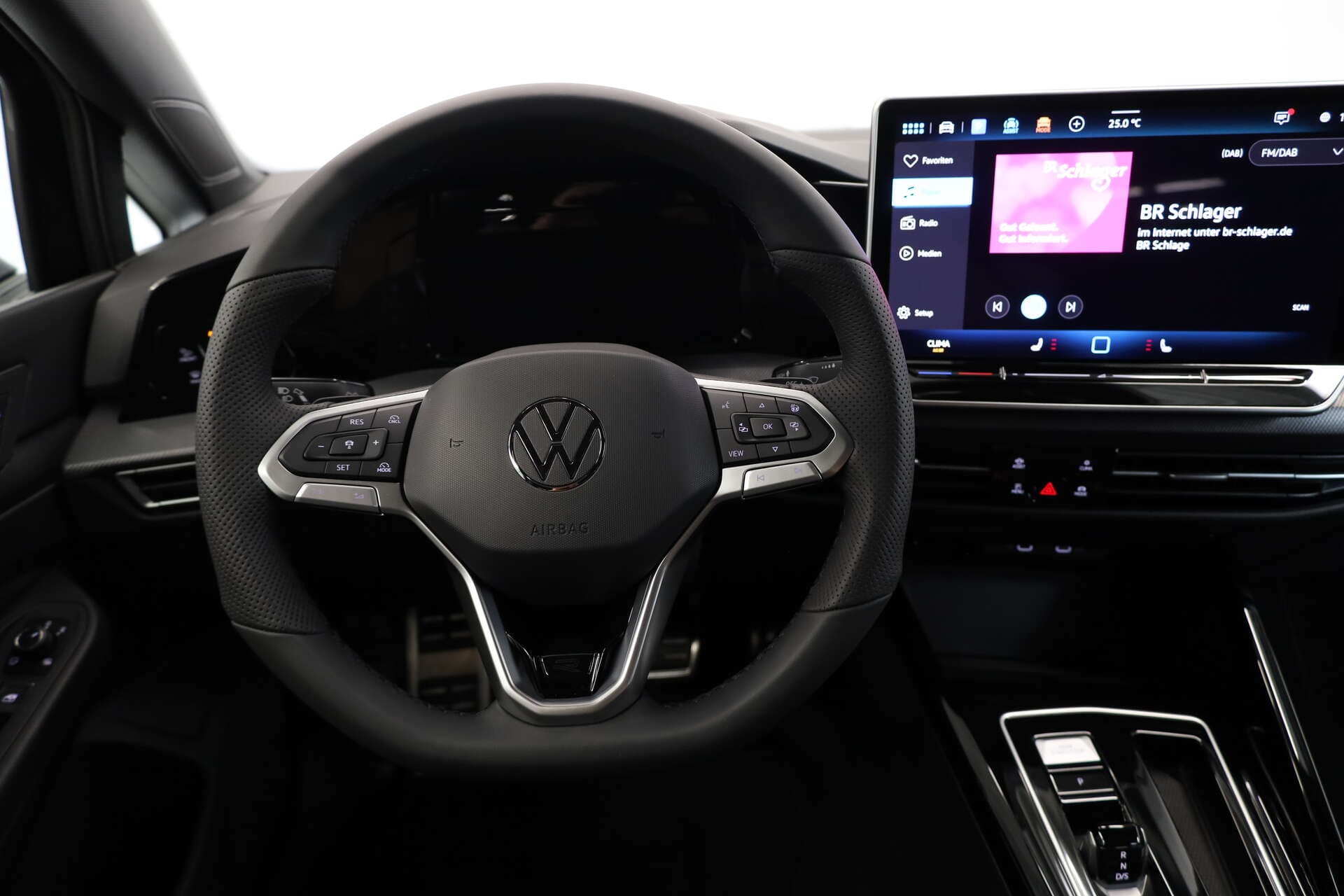 VOLKSWAGEN Golf, photo 6 sur 15