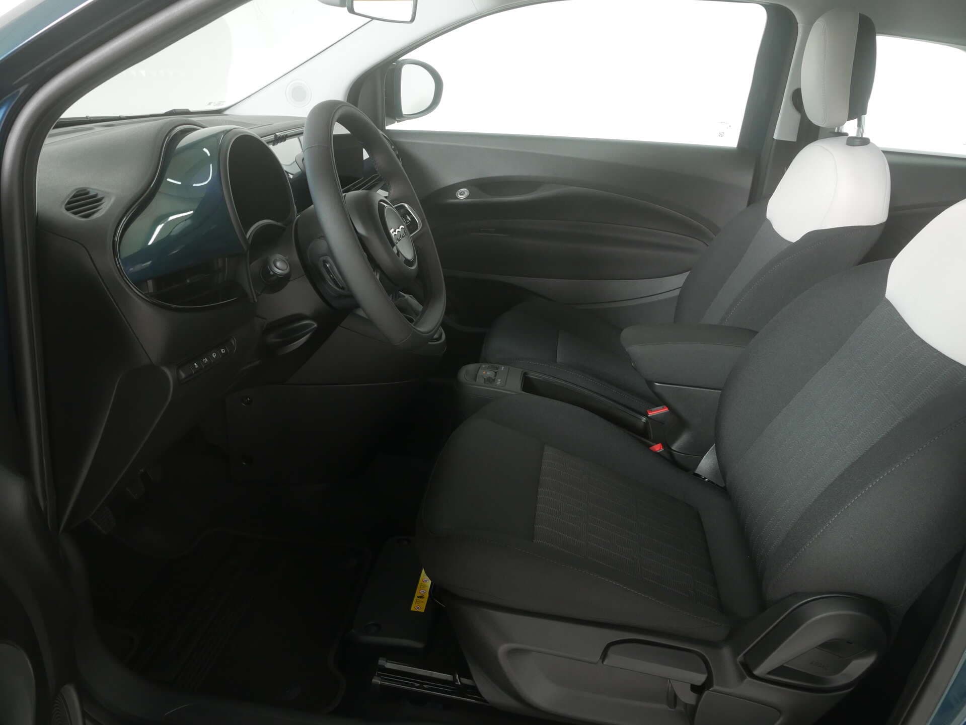 FIAT 500 Hybrid, photo 13 sur 17