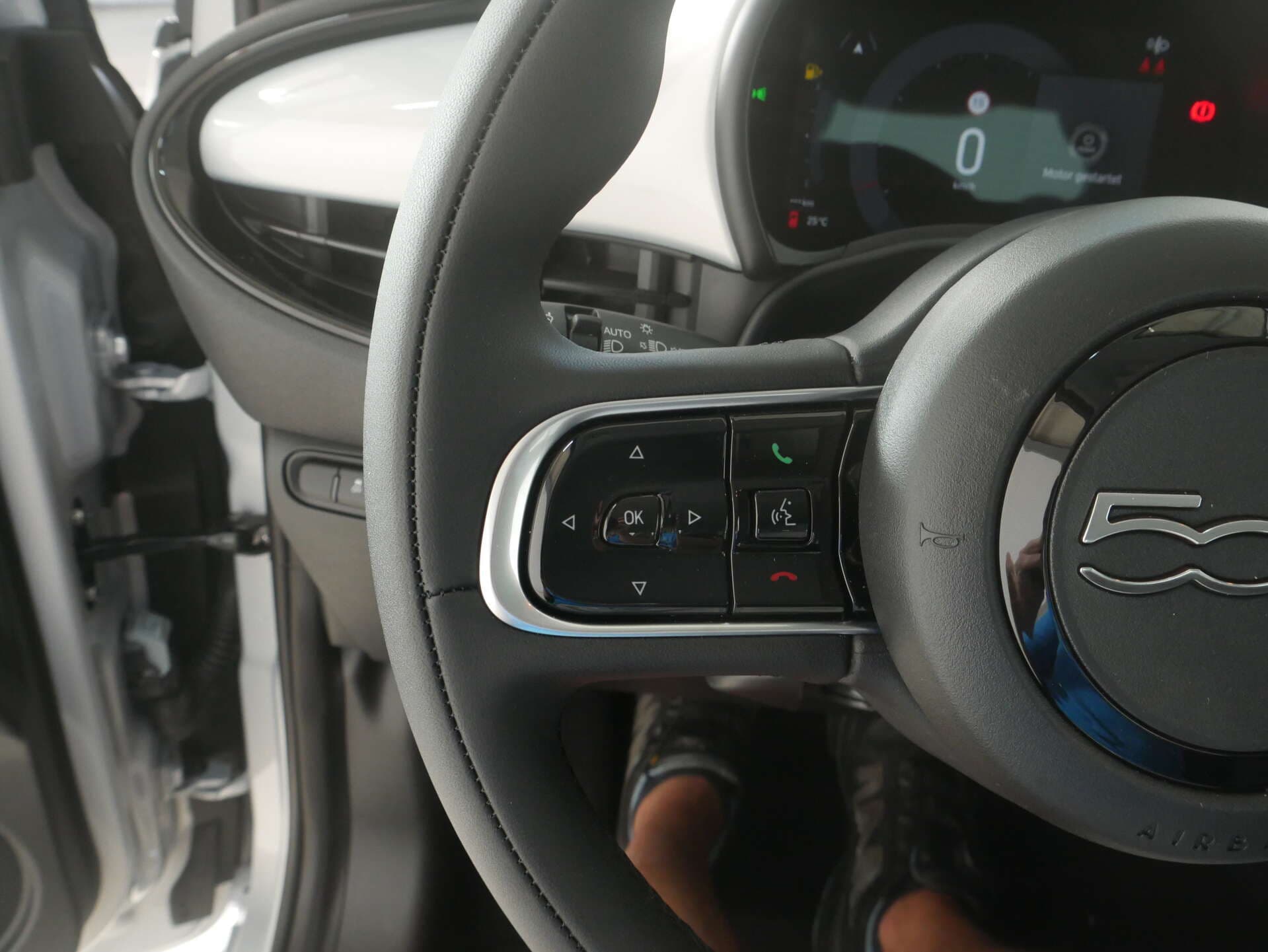 FIAT 500 Hybrid, photo 10 sur 17