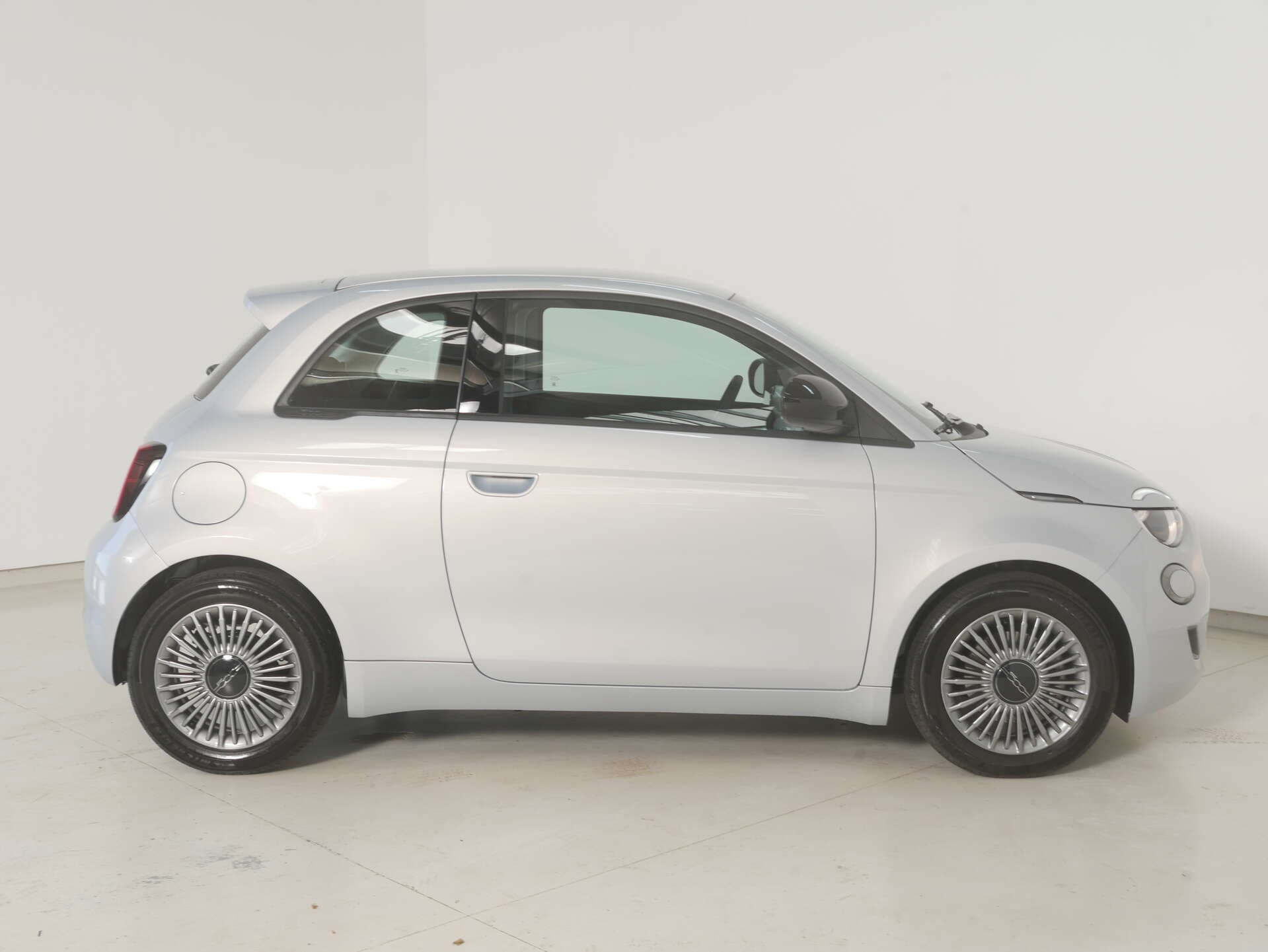 FIAT 500 Hybrid, photo 7 sur 17