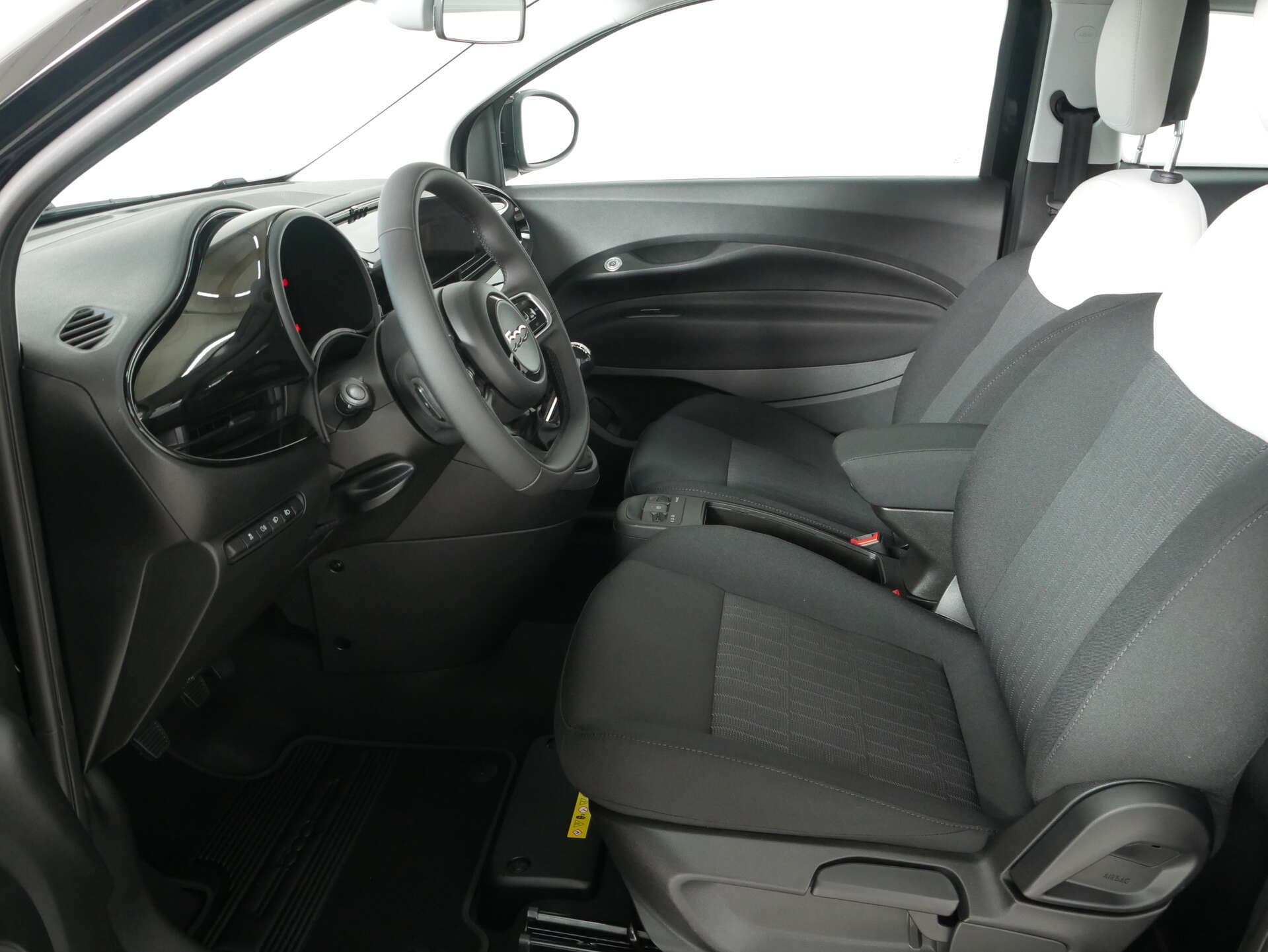 FIAT 500 Hybrid, photo 13 sur 17