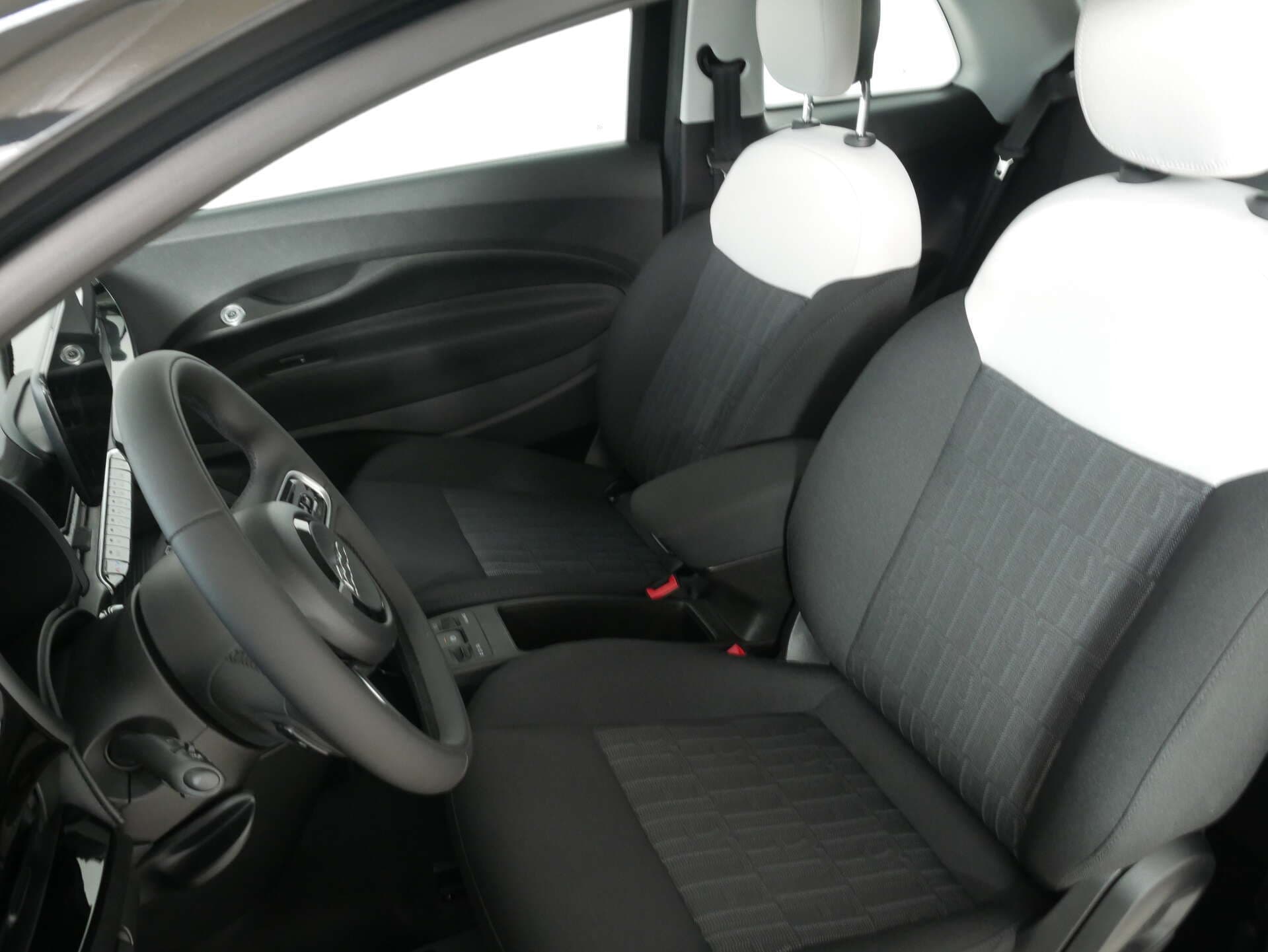 FIAT 500 Hybrid, photo 14 sur 17