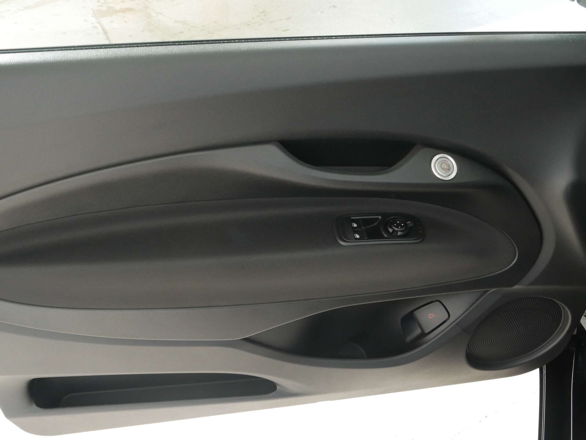 FIAT 500 Hybrid, photo 15 sur 17