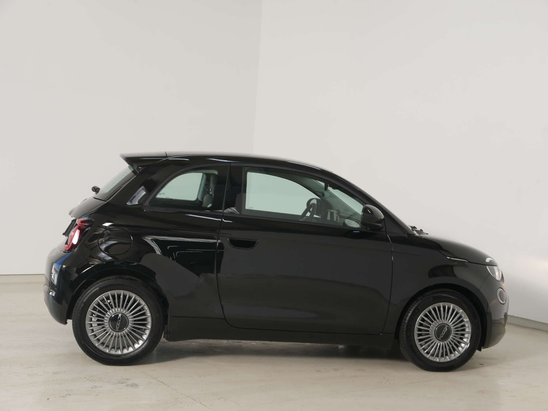 FIAT 500 Hybrid, photo 8 sur 17
