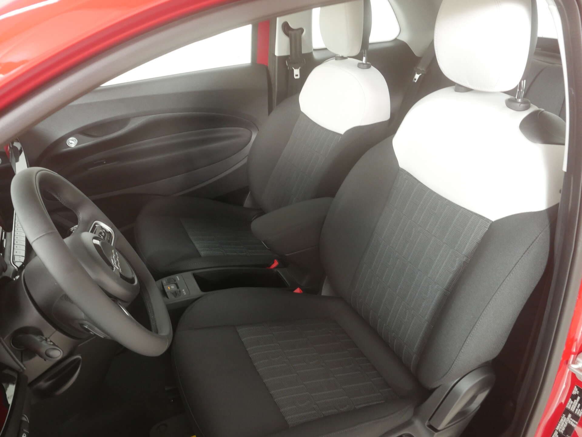 FIAT 500 Hybrid, photo 13 sur 17