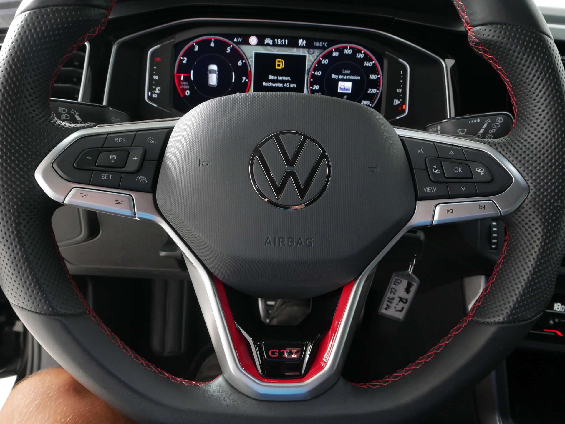 VOLKSWAGEN Polo, photo 8 sur 17