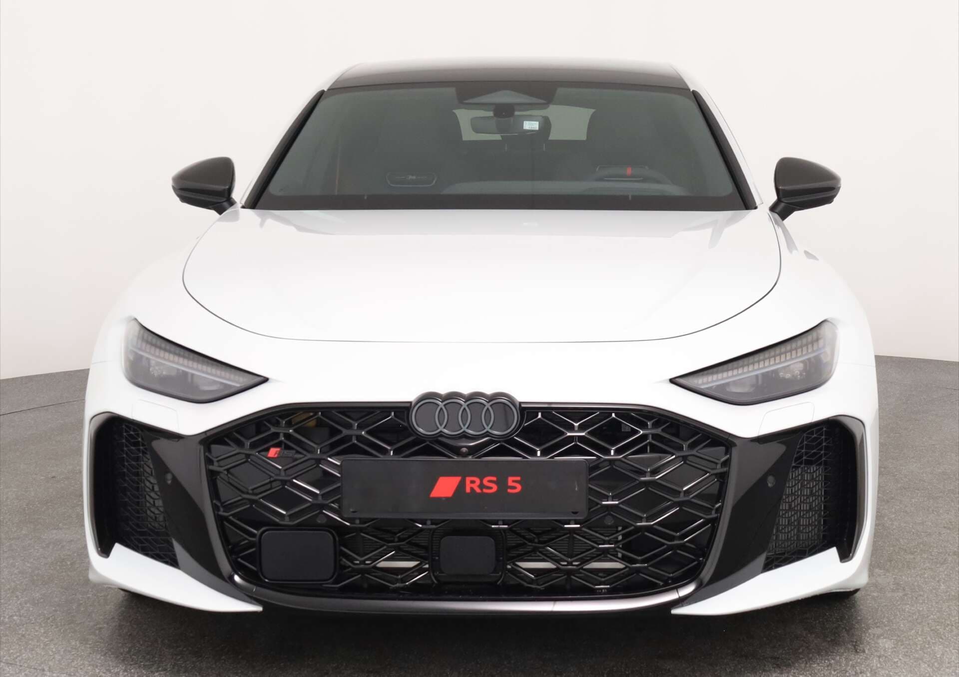 AUDI RS5 Limousine, photo 2 sur 17