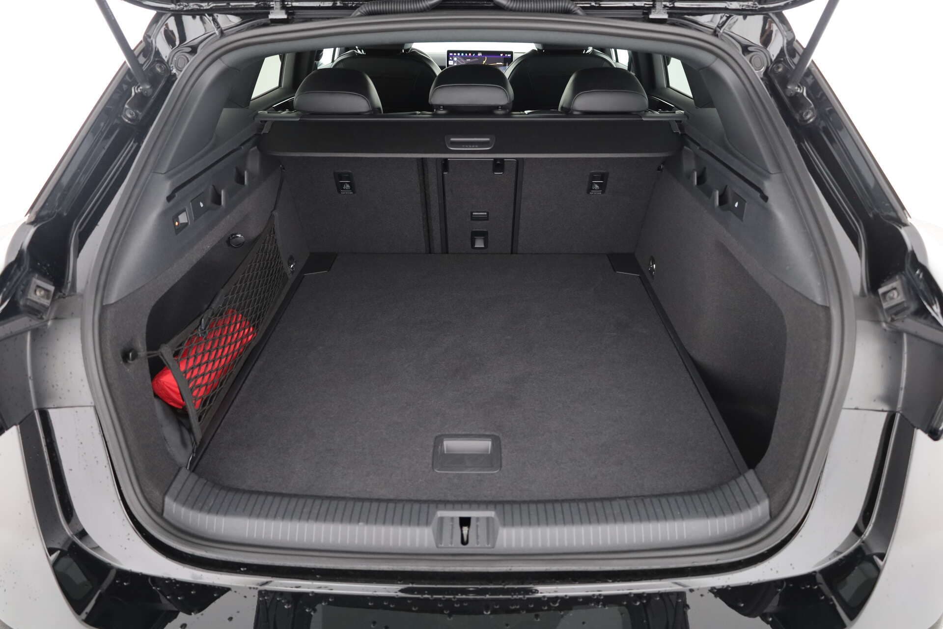 VOLKSWAGEN ID.7 Tourer, photo 13 sur 17