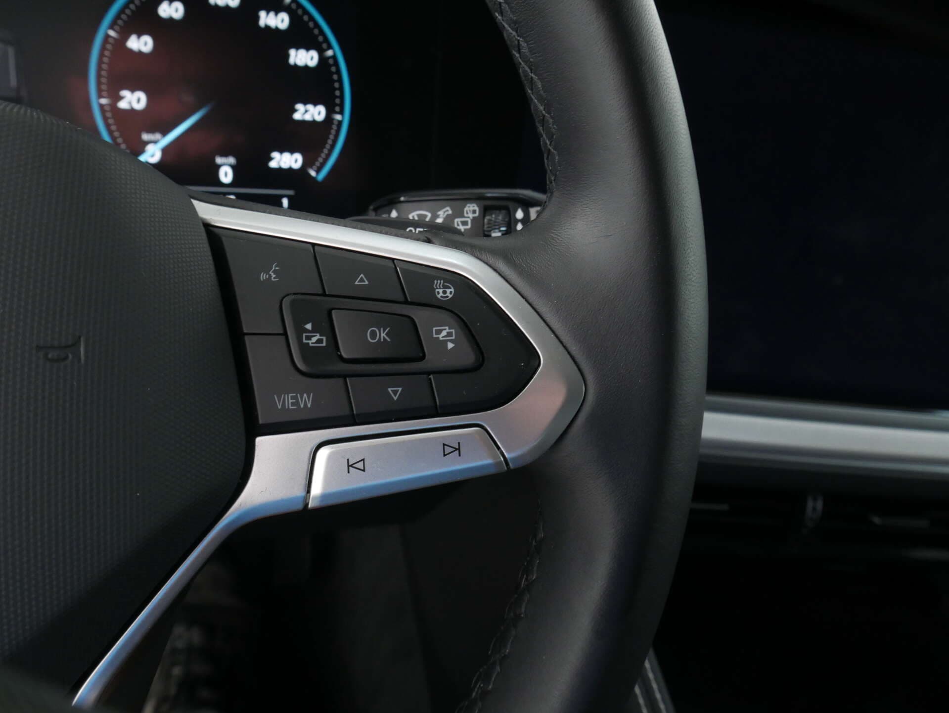 VOLKSWAGEN Touareg, photo 13 sur 17