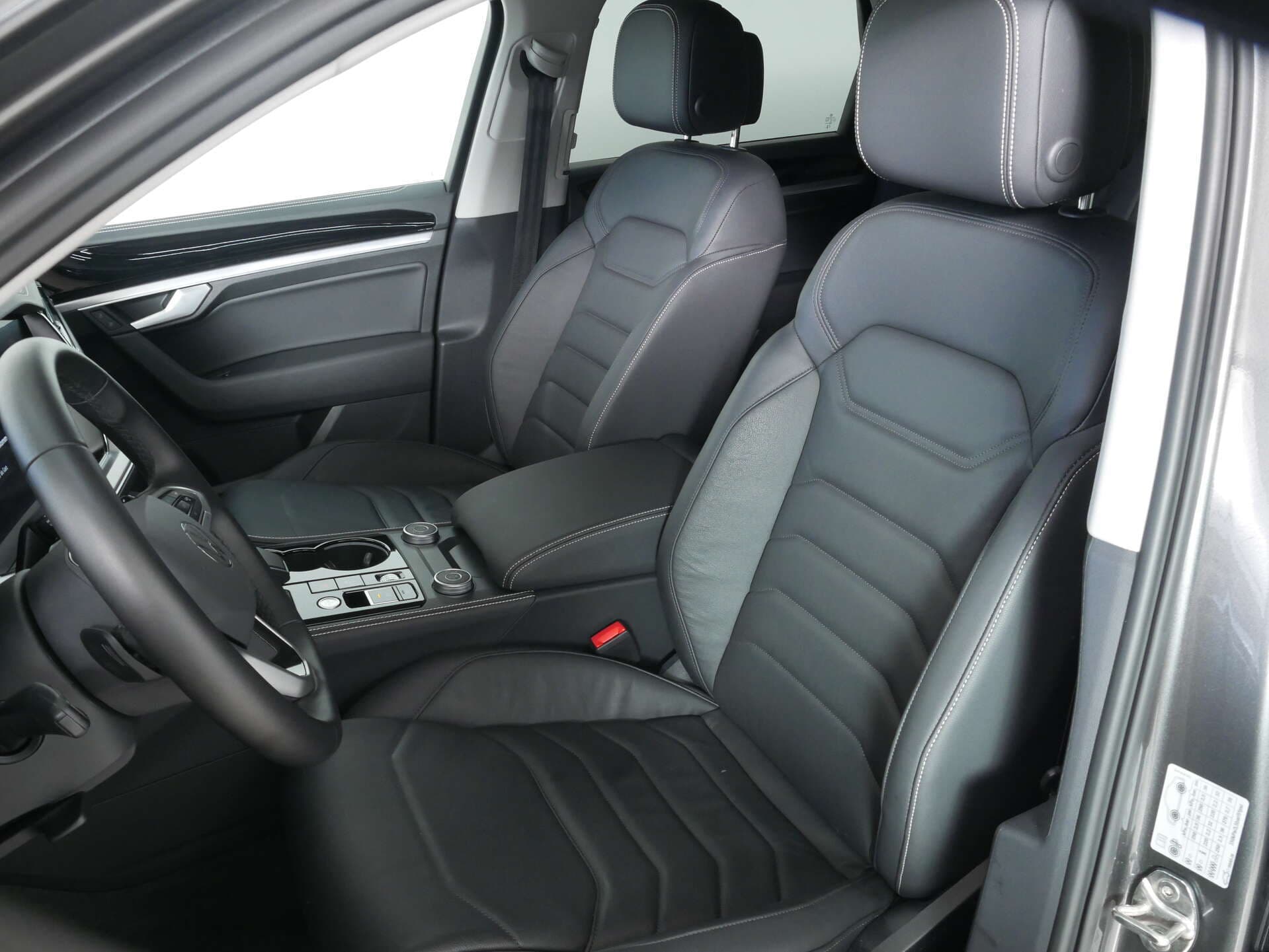 VOLKSWAGEN Touareg, photo 16 sur 17