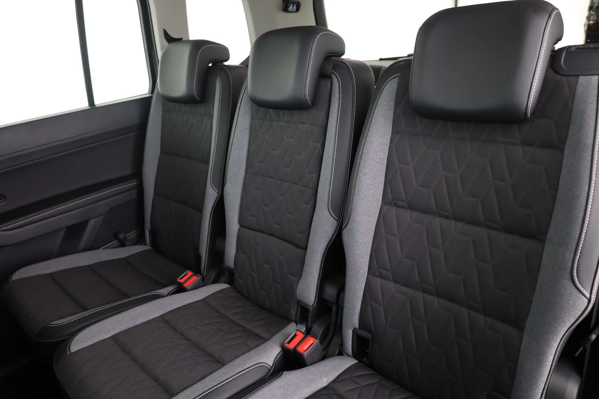 VOLKSWAGEN Touran, photo 10 sur 17