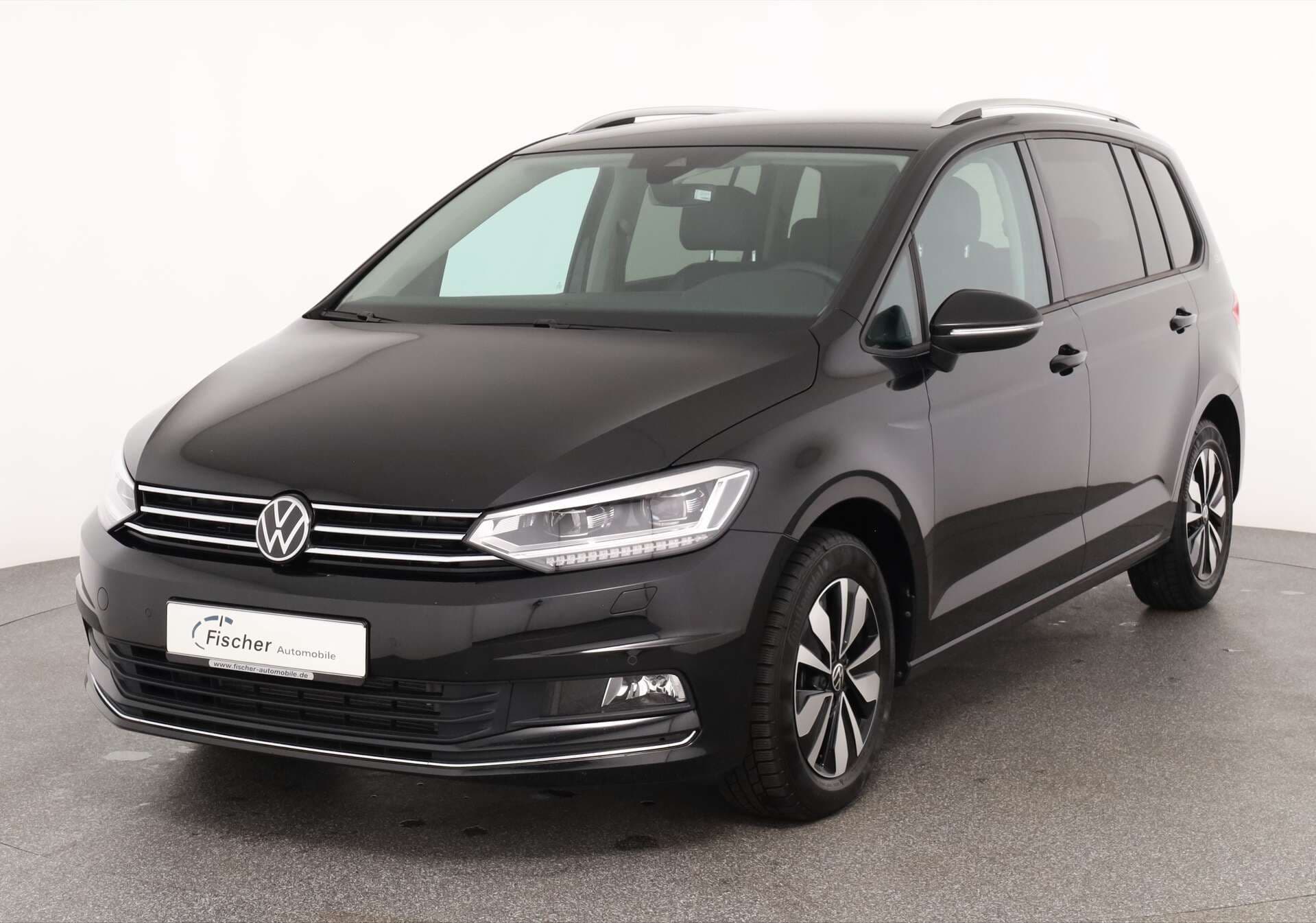 VOLKSWAGEN Touran, photo 1 sur 17