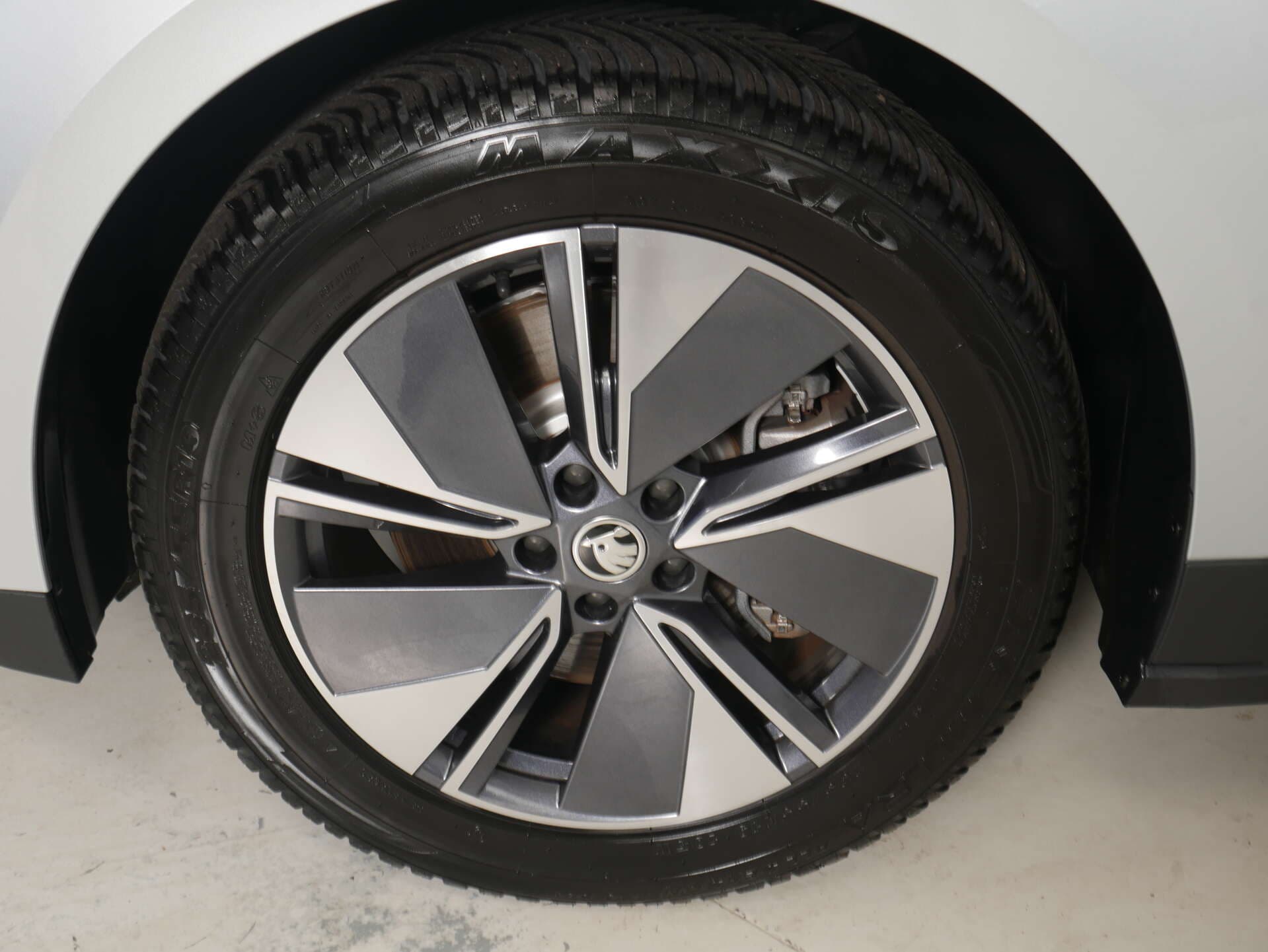 SKODA Enyaq, photo 3 sur 17
