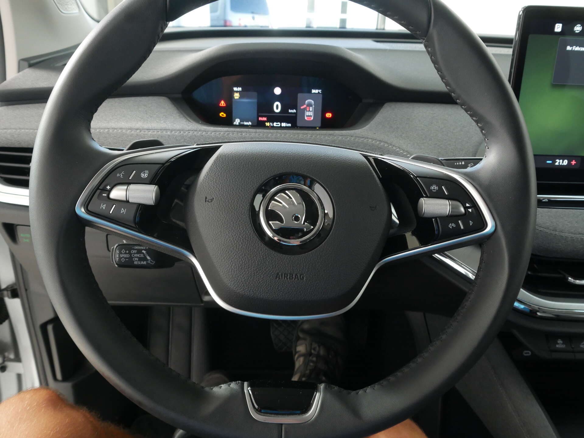 SKODA Enyaq, photo 8 sur 17