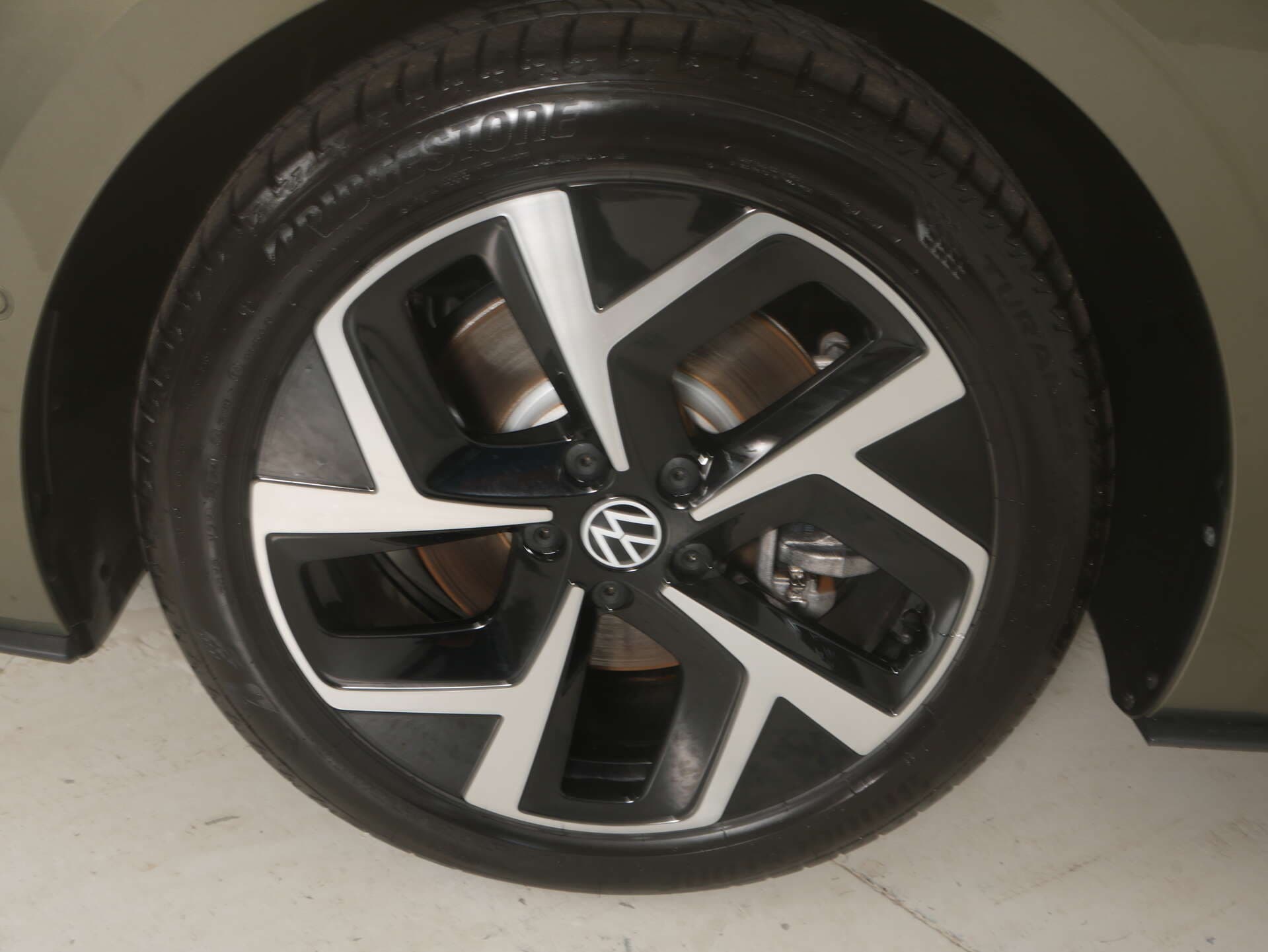 VOLKSWAGEN ID.3, photo 3 sur 17