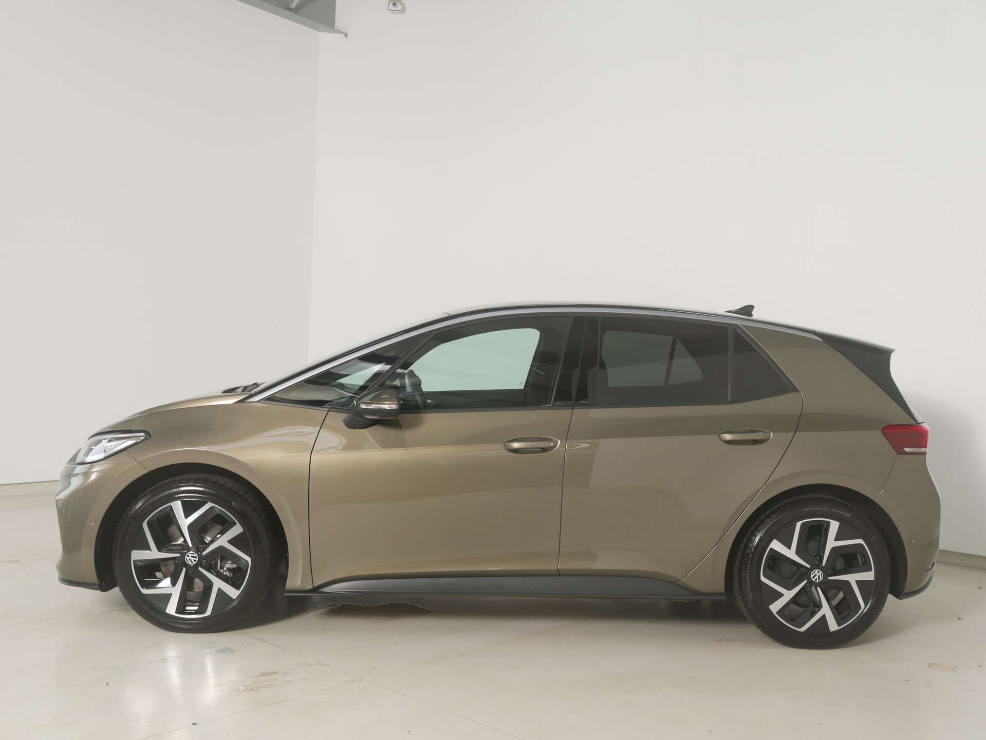 VOLKSWAGEN ID.3, photo 4 sur 17