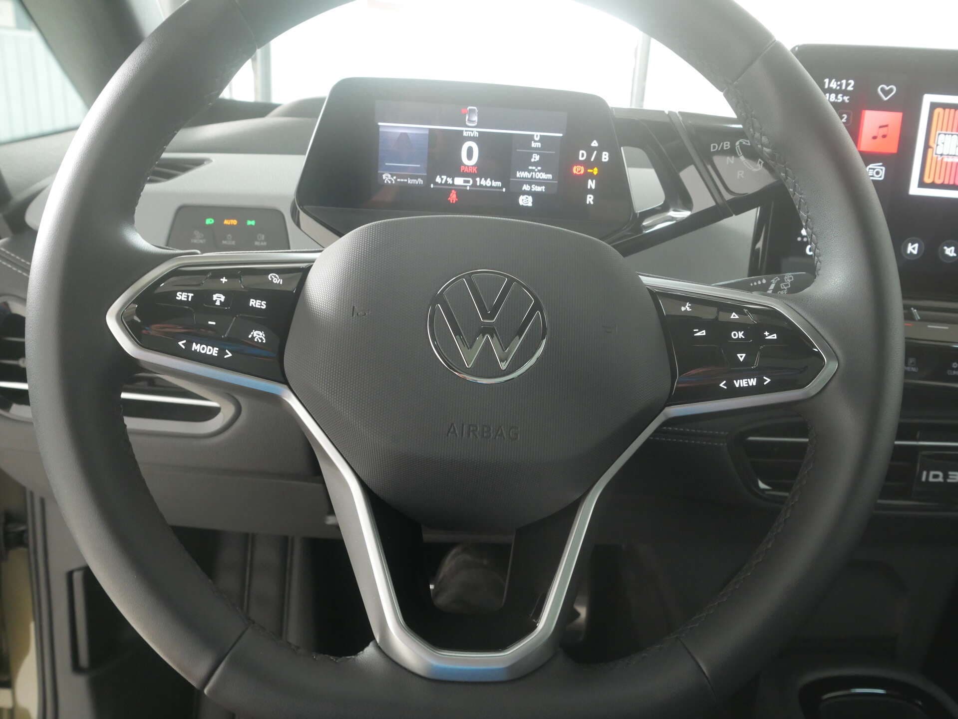 VOLKSWAGEN ID.3, photo 8 sur 17