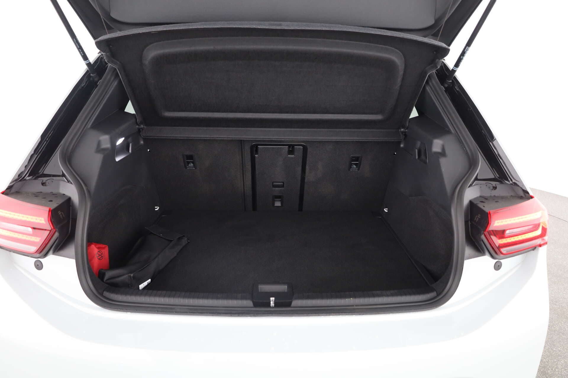 VOLKSWAGEN ID.3, photo 13 sur 17